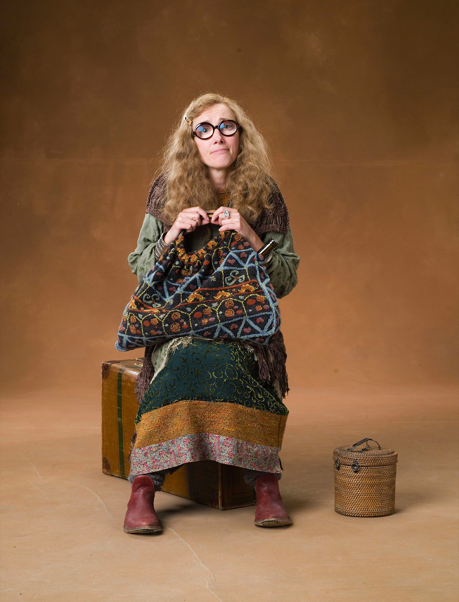 Sybill Trelawney portrait, Harry Potter fan zone, Mysterious seer, Divination class, 1500x1970 HD Phone