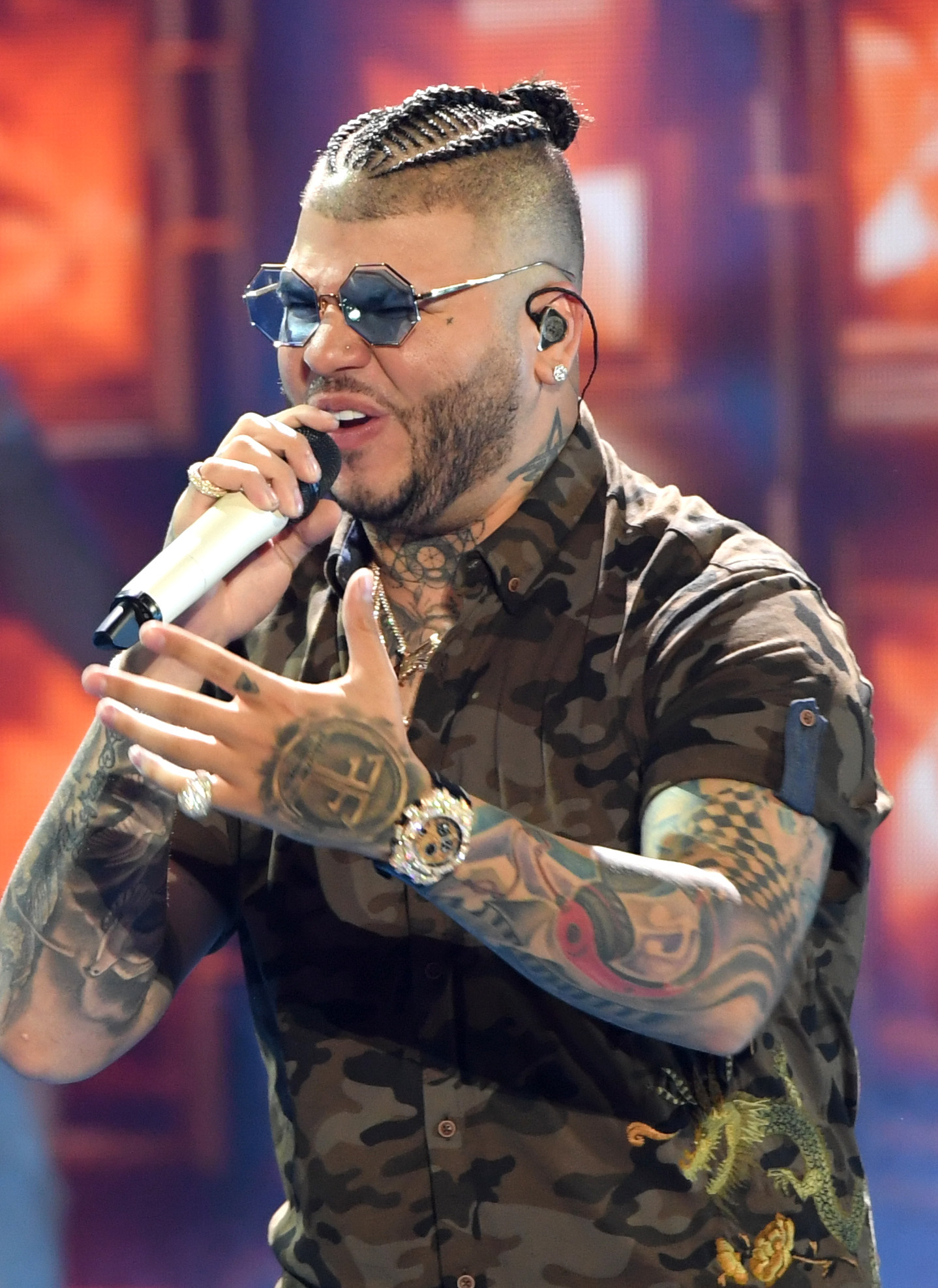 Farruko, Download images, Music fanbase, Free wallpapers, 1440x1980 HD Phone
