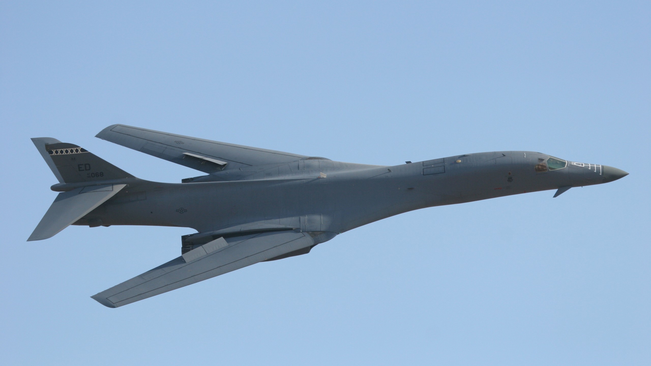 Rockwell B-1 Lancer, supersonic strategic bomber, us air force, boeing, 2560x1440 HD Desktop