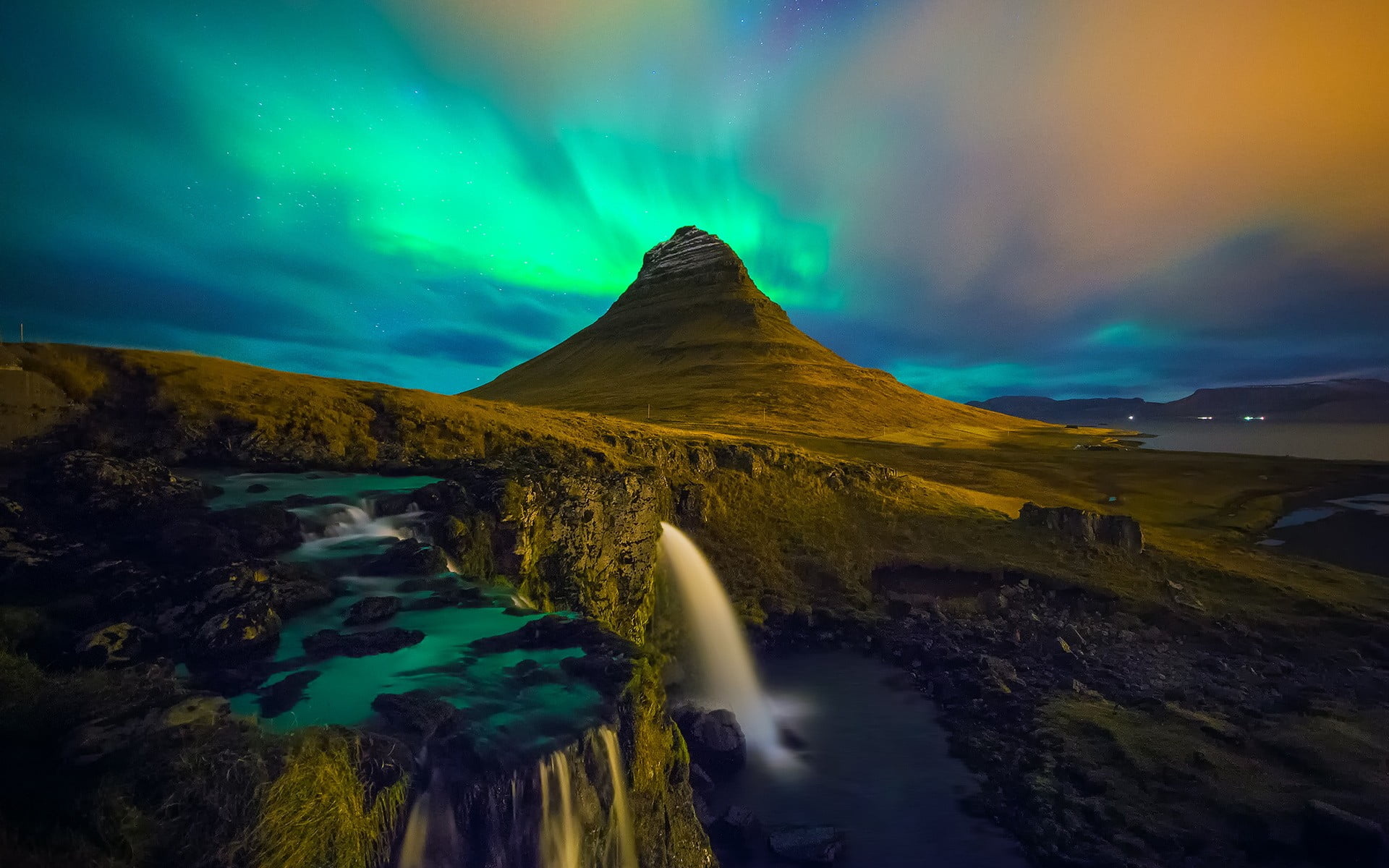 Kirkjufell, Iceland, Time lapse photo, Perfect cone mountain, 1920x1200 HD Desktop