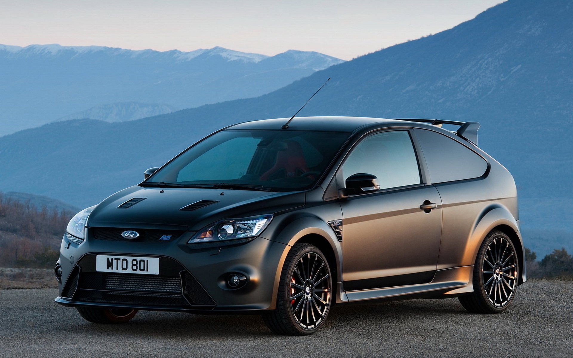 Ford Focus: RS500, The Mk 2 made its debut in the Americas in 2006. 1920x1200 HD Wallpaper.