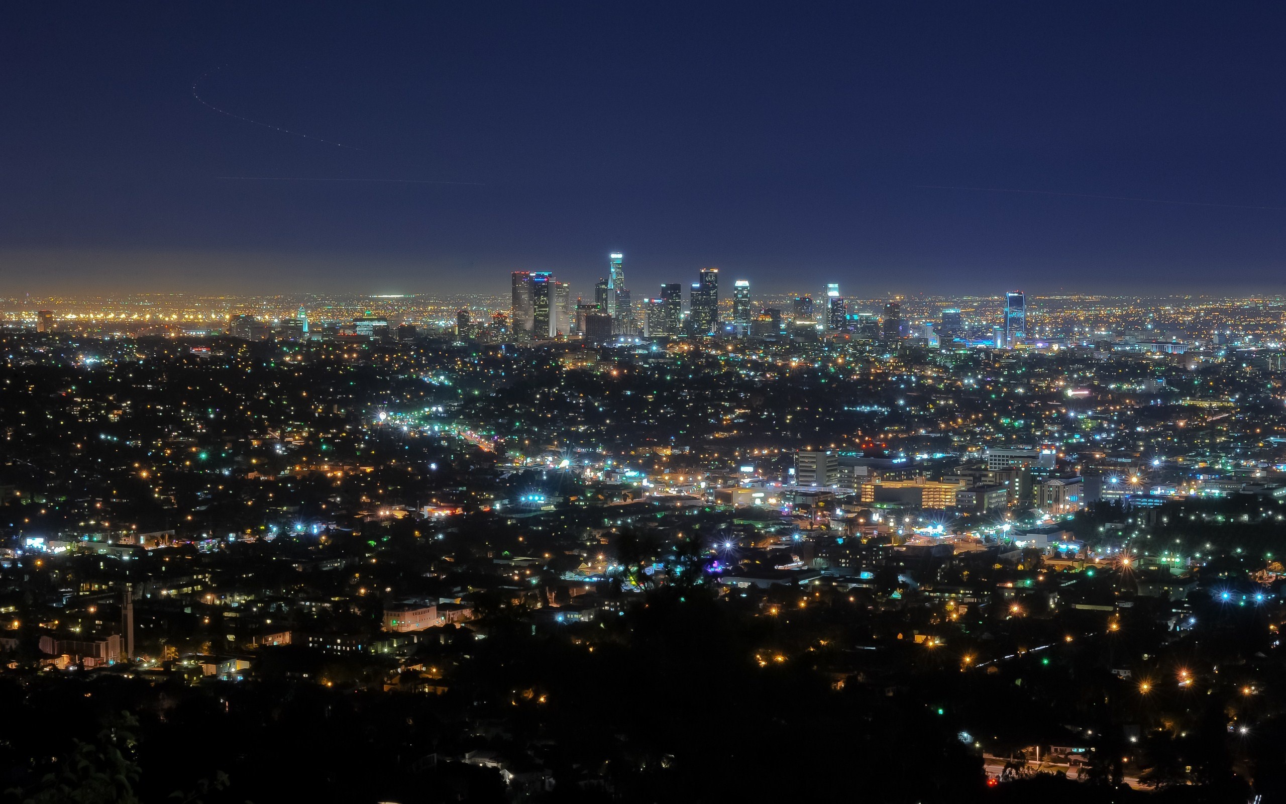 Los Angeles: The second most populous city and metropolitan area in the United States. 2560x1600 HD Wallpaper.
