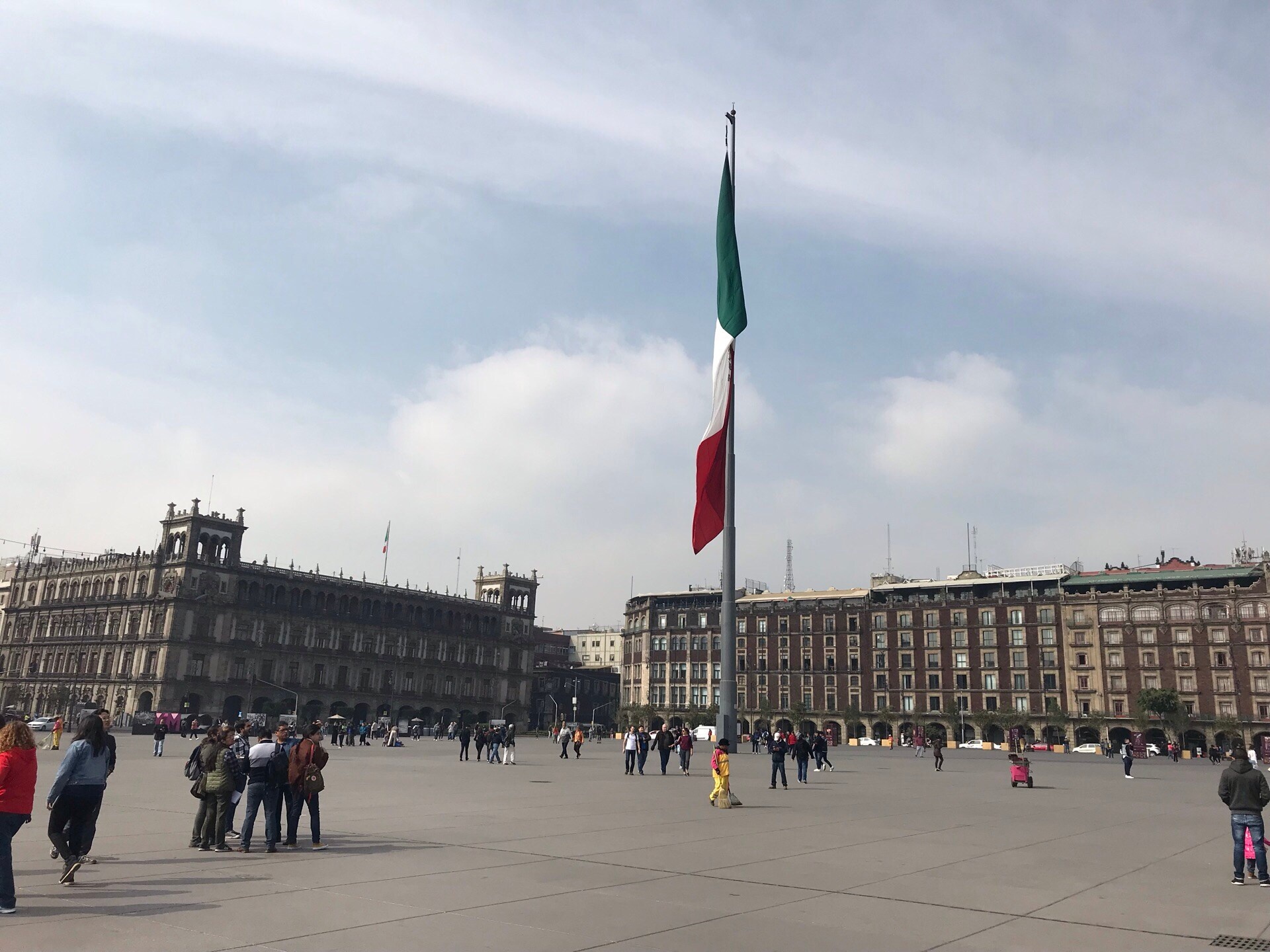 Zocalo (Constitution Square), Centro Historico, Mexico City travel guide, Must-visit attractions, 1920x1440 HD Desktop