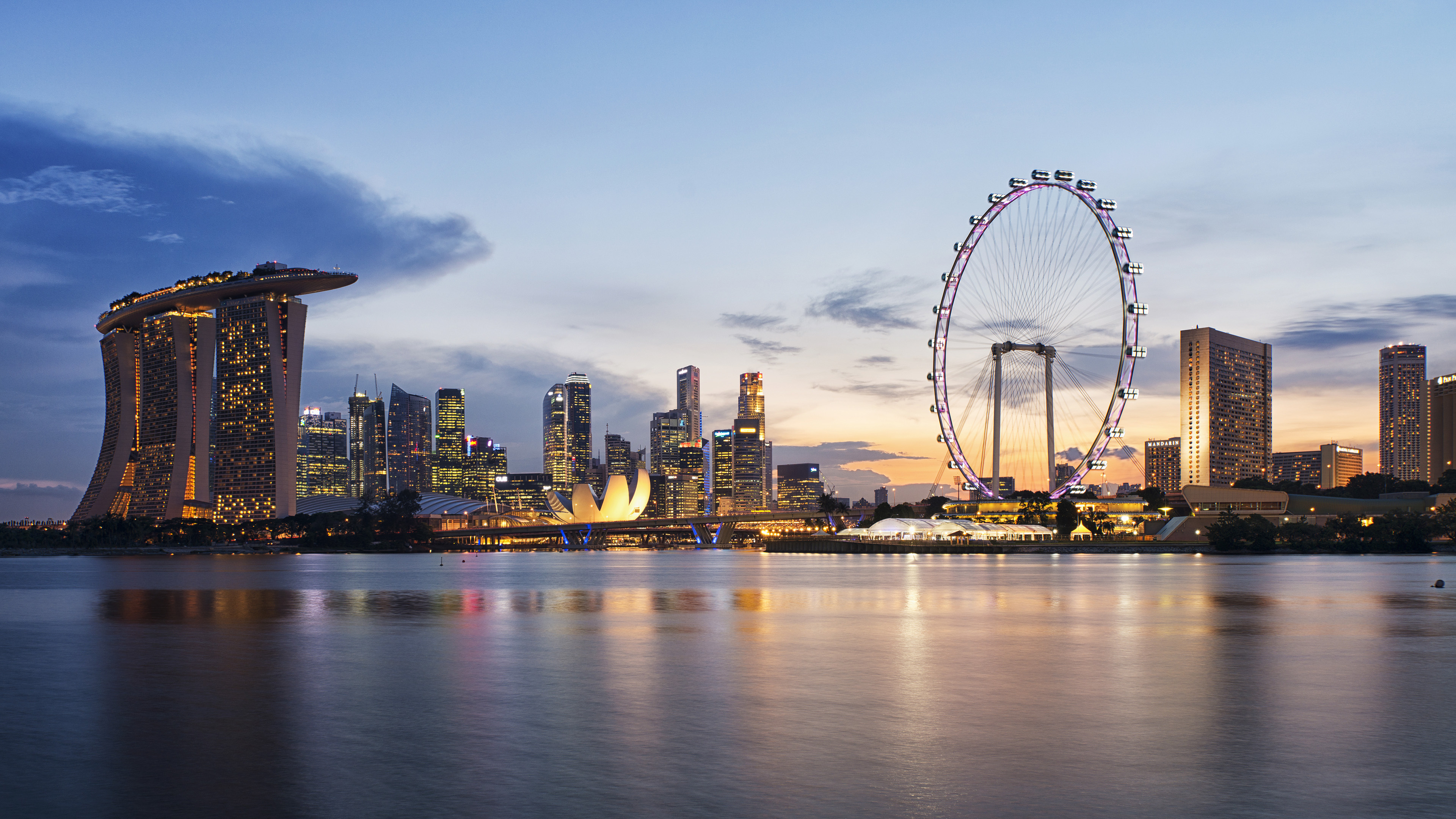 Singapore Skyline, Magnificent Marina Bay Sands, Urban beauty, Iconic skyline, 3840x2160 4K Desktop