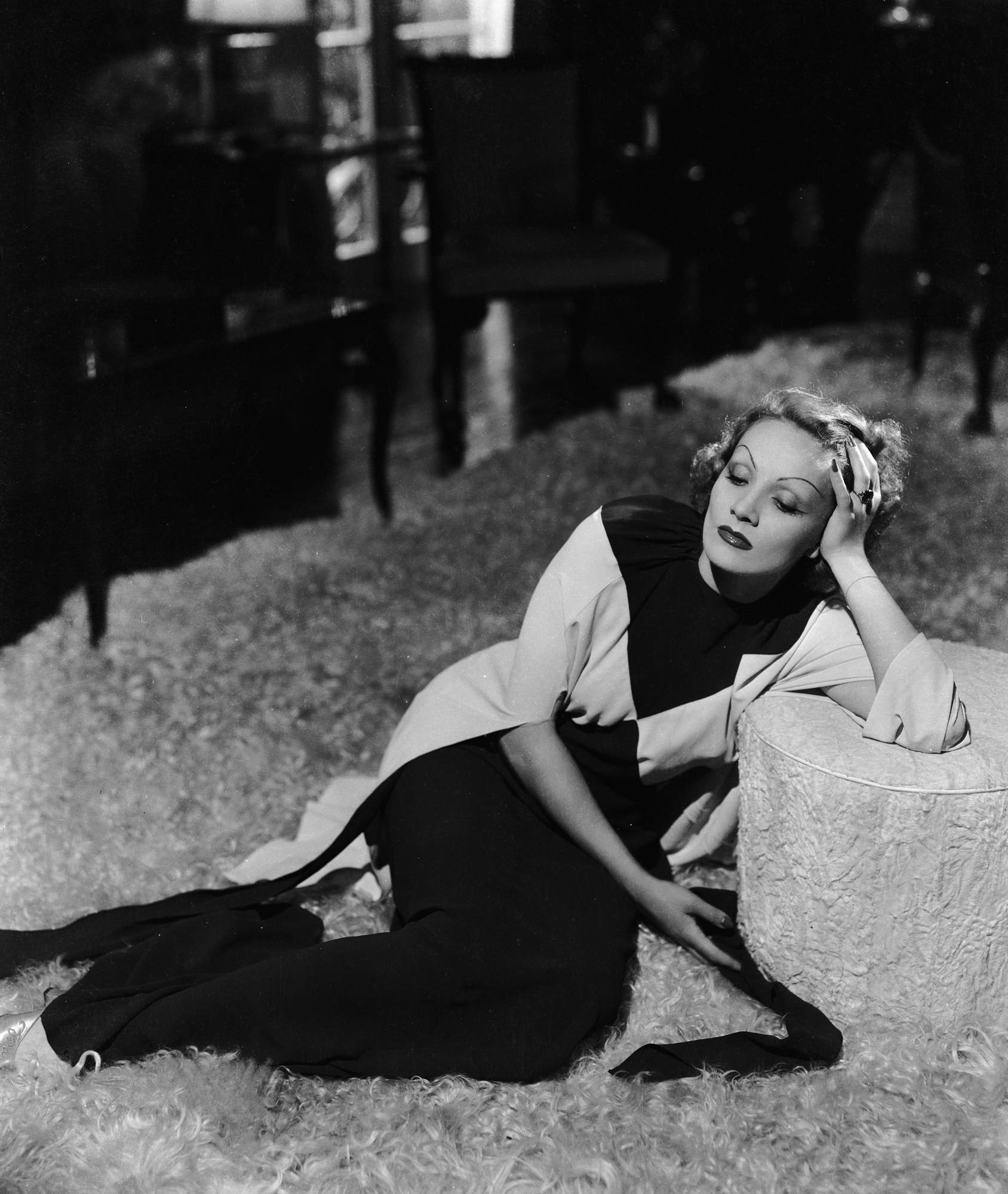 Marlene Dietrich Celebs, Marlene Dietrich images, Marlene Dietrich HD, Desktop mobile tablet, 1690x2000 HD Handy