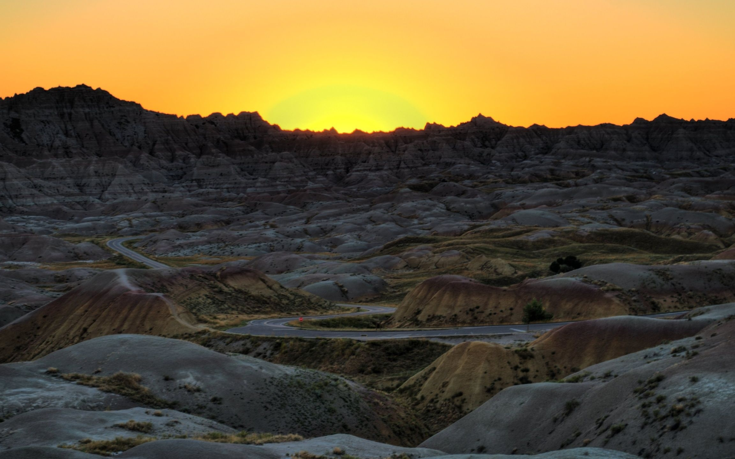 North Dakota badlands, 4K HD backgrounds, Majestic formations, Natural wonders, 2560x1600 HD Desktop