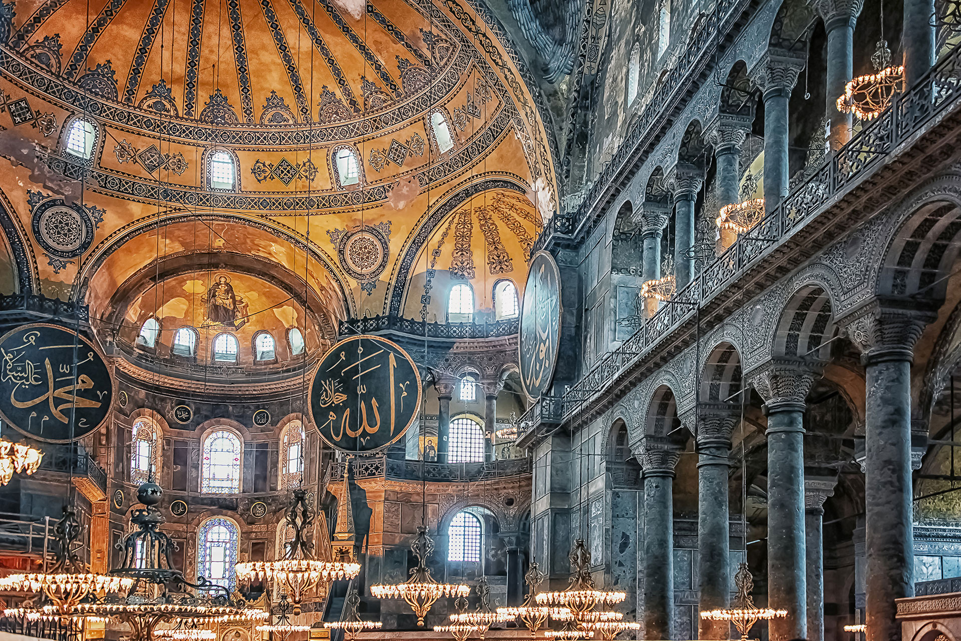 Hagia Sophia, Modern transformation, Unique masterpiece, Cultural icon, 1920x1290 HD Desktop