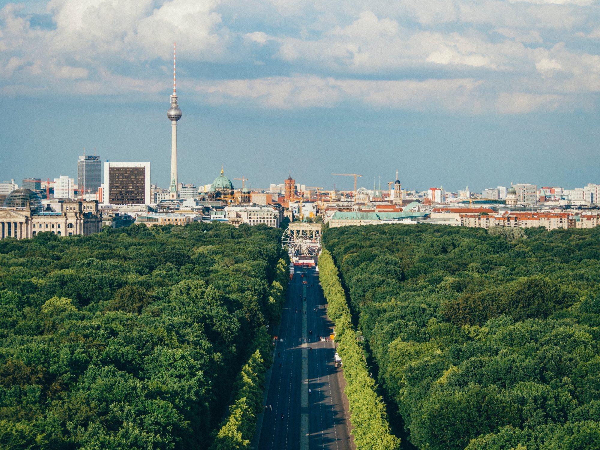 Berlin Skyline, Travels, 2 days in Berlin, Perfect weekend, 2000x1500 HD Desktop