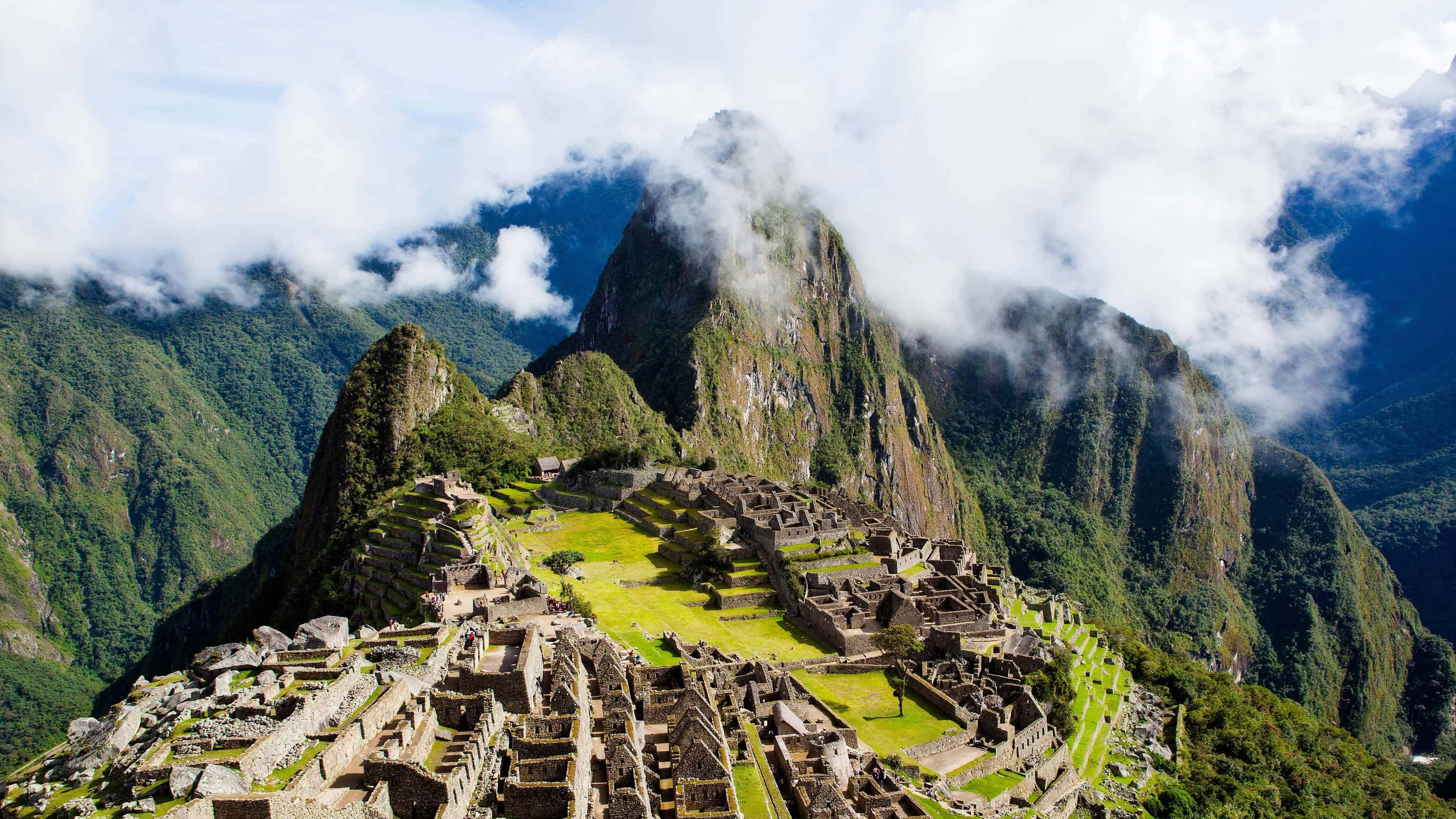 Machu Picchu with clouds, Peruvian icon, Mystical aura, Magnificent views, 3840x2160 4K Desktop