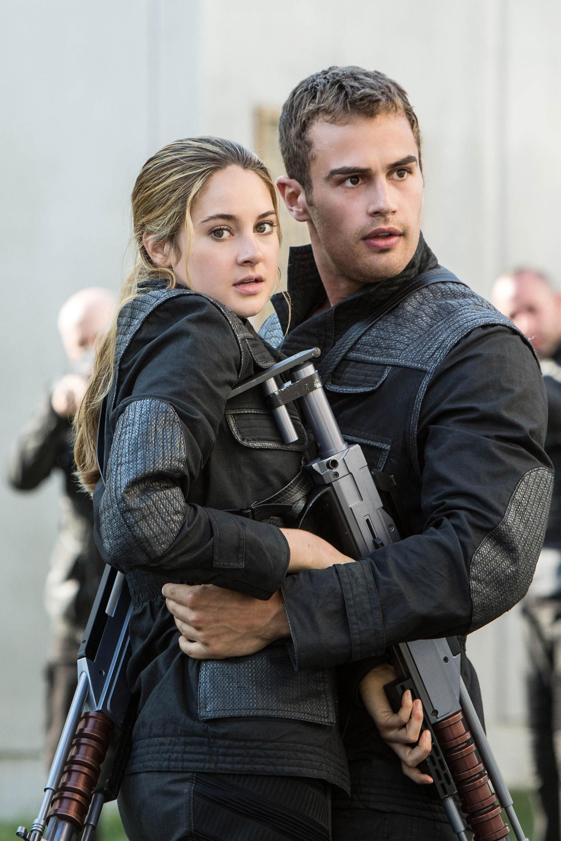 Four and Tris, Divergent movies, YA couples obsessed, Theo James, 1870x2800 HD Phone