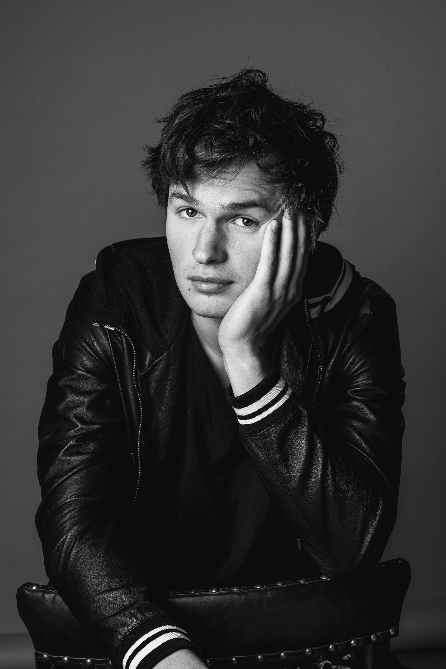 Ansel Elgort (Movies), On Set, Behind the Scenes, Insights, 1500x2250 HD Handy