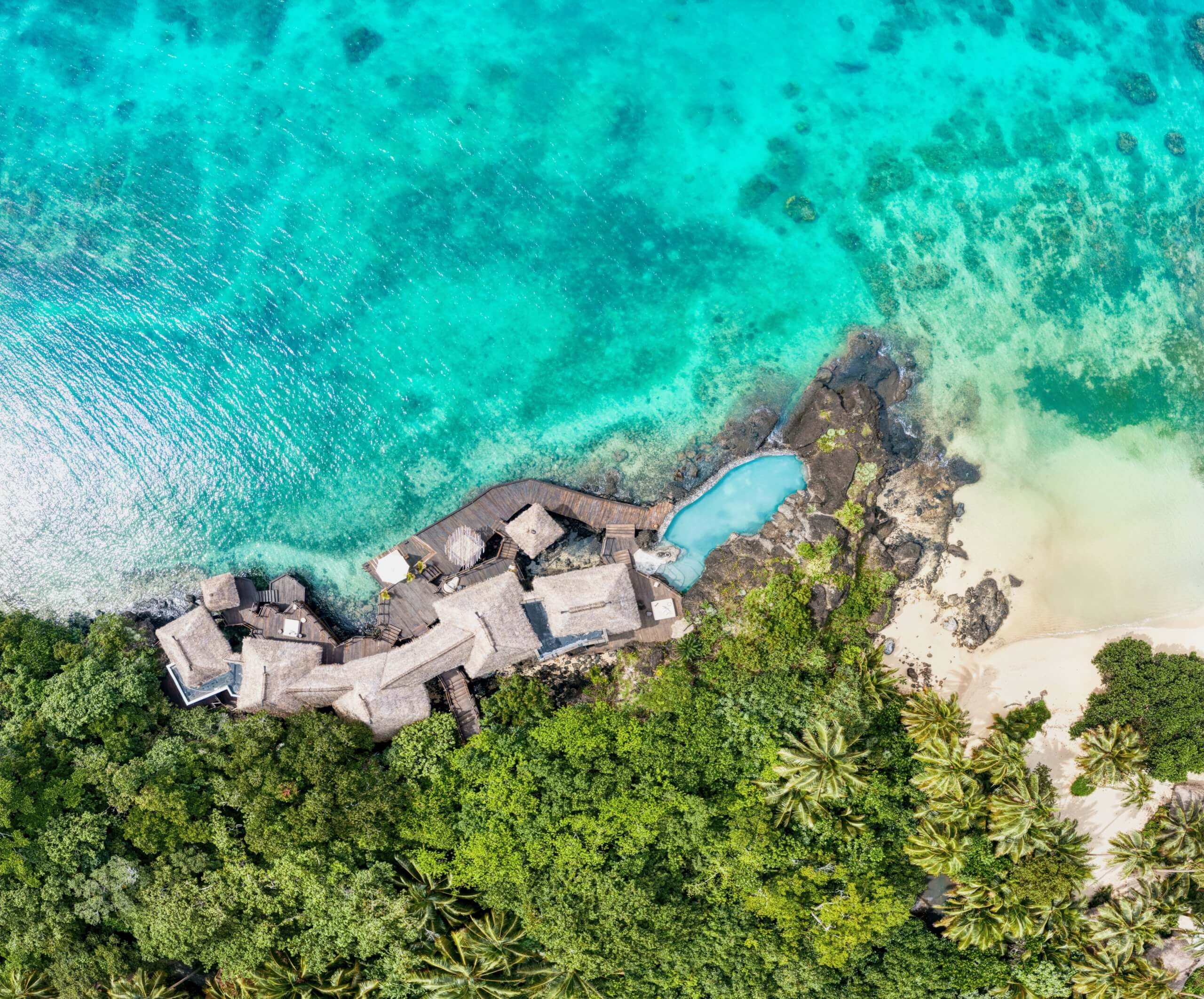 Fiji's hidden gem, Laucala Island retreat, Tropical luxury, Exquisite beauty, 2560x2130 HD Desktop