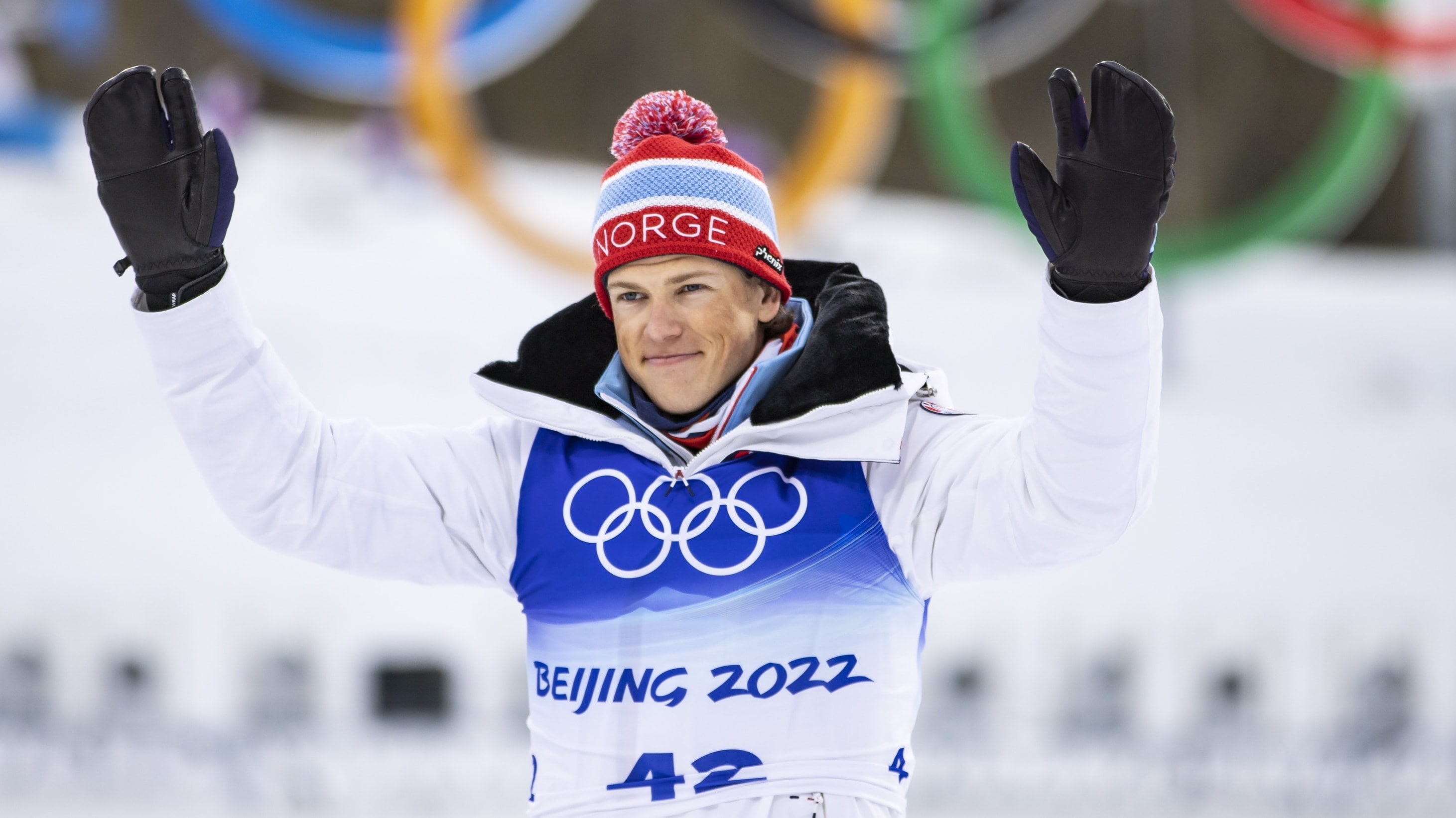 Johannes Hoesflot Klaebo, Norwegian skiing star, Athlete profile, 2930x1650 HD Desktop