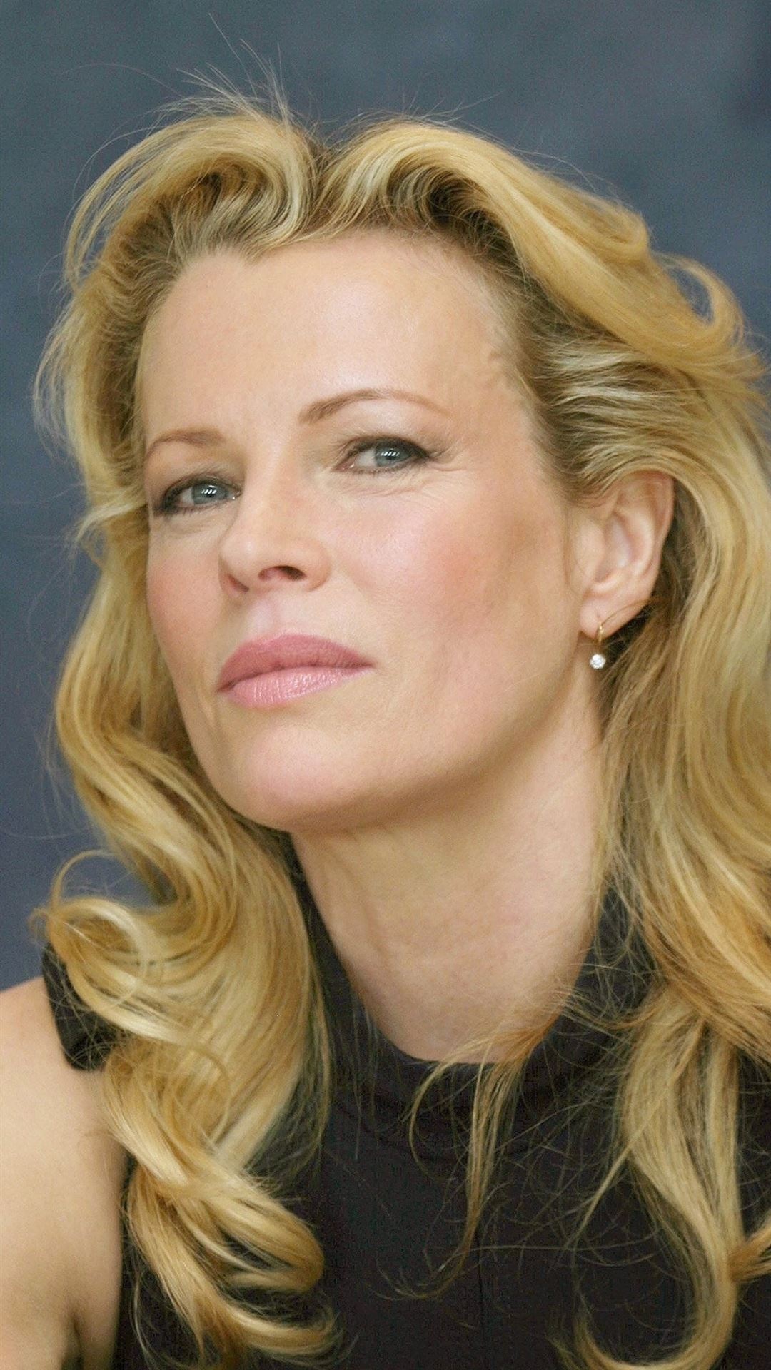 Kim Basinger, iPhone wallpapers, Free download, Captivating beauty, 1080x1920 Full HD Handy
