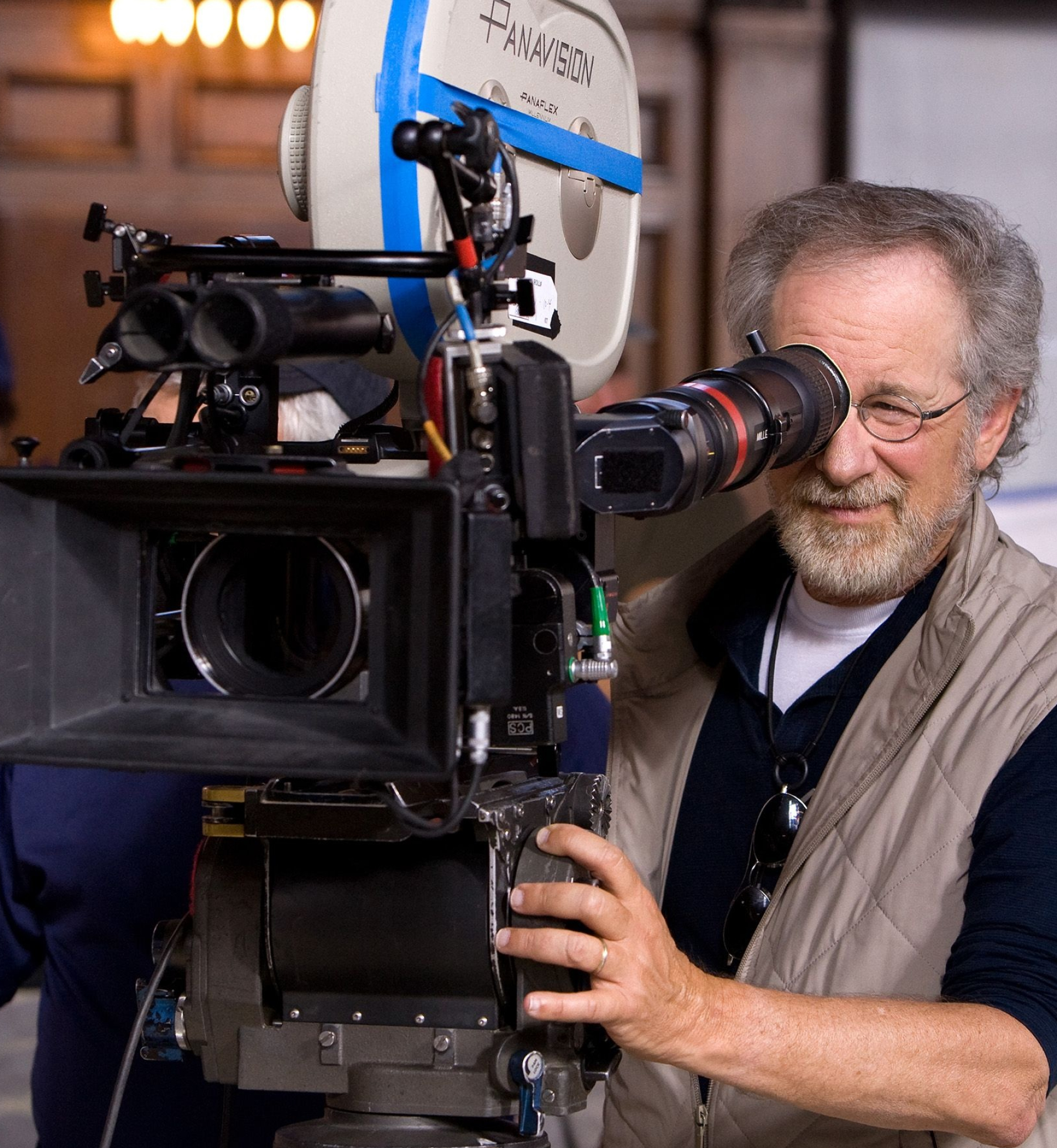 Steven Spielberg, Directorial advice, Achieving greatness, Filmmaking tips, 1800x1960 HD Phone