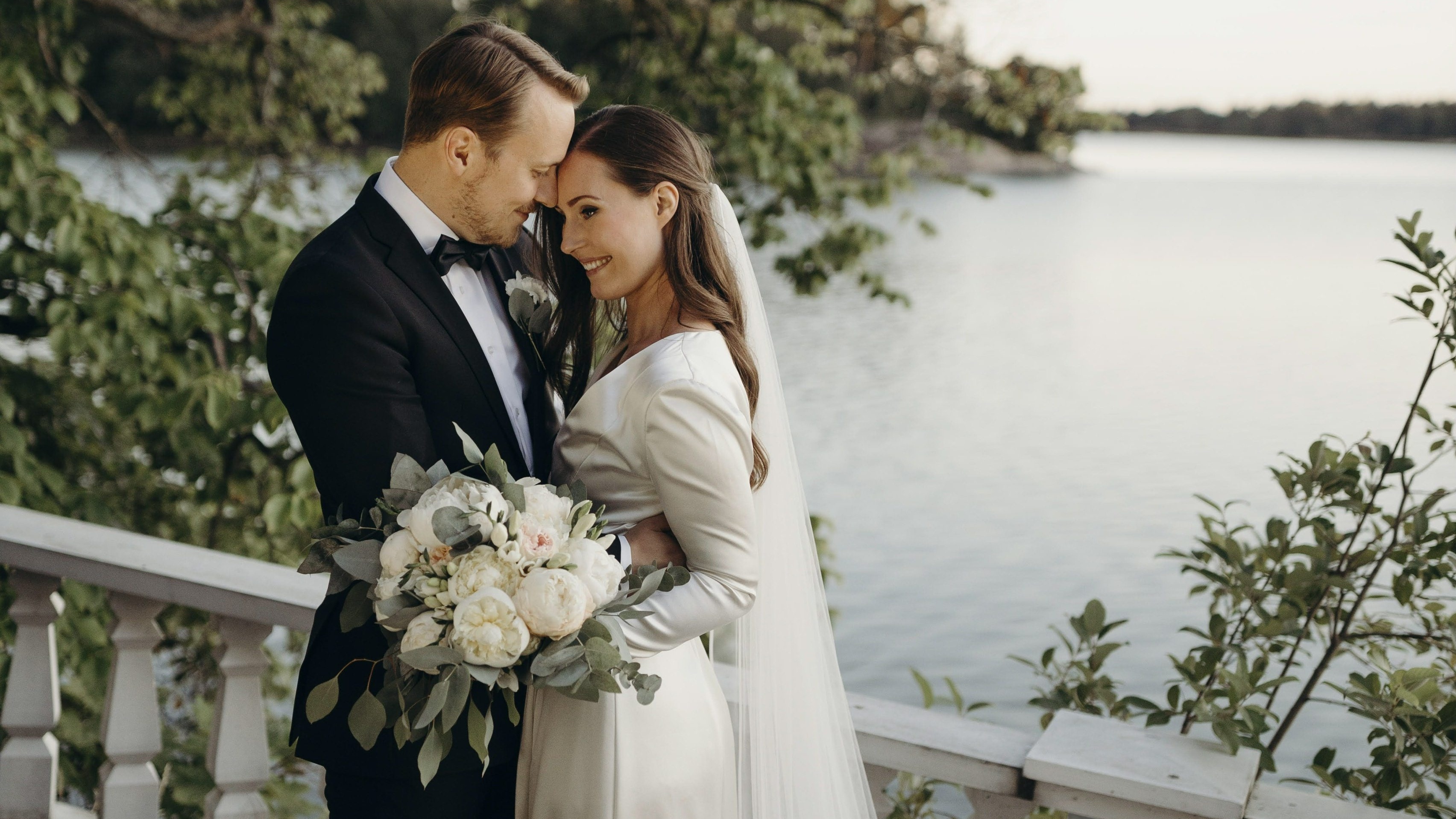 Sanna Marin, Finland Prime Minister, Wedding, Married name, 3410x1920 HD Desktop