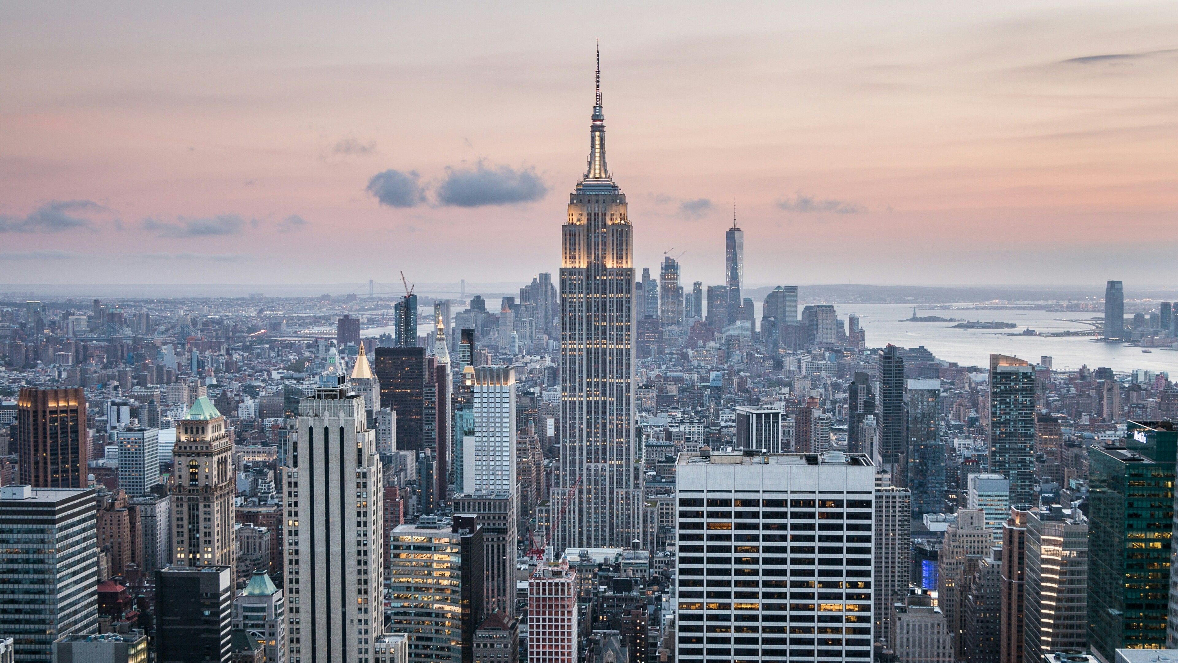 Skyline travels, New York's allure, Top free backgrounds, Urban splendor, 3840x2160 4K Desktop