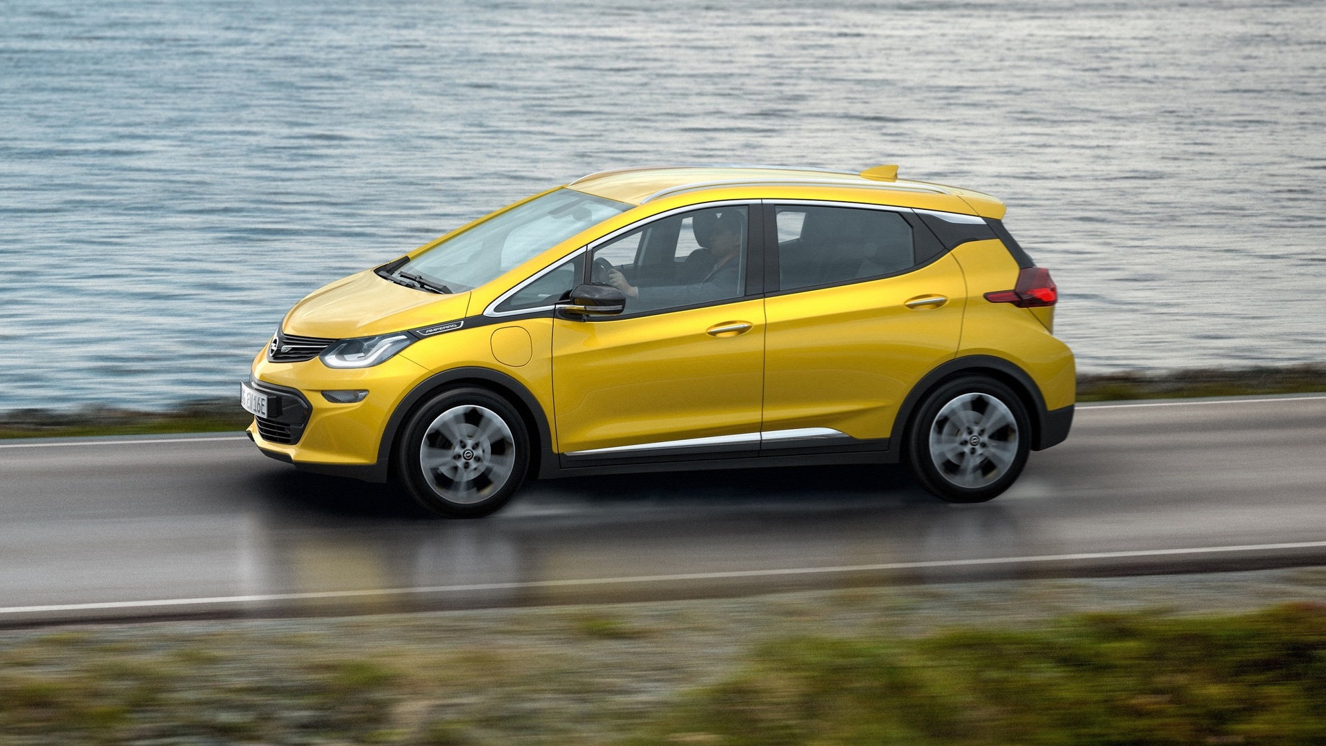 Электрический opel. Opel Ampera-e. Opel Ampera 2017. Opel Ampera-e 2024. Опель Мокка электромобиль.