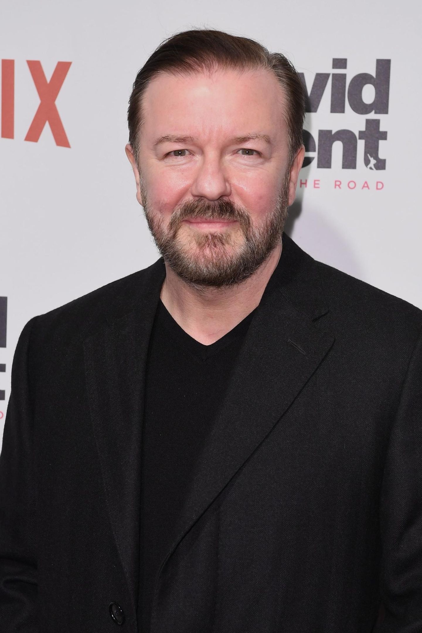 Ricky Gervais, Hilarious actor, Stellar portraits, Celebrity news, 1440x2160 HD Phone