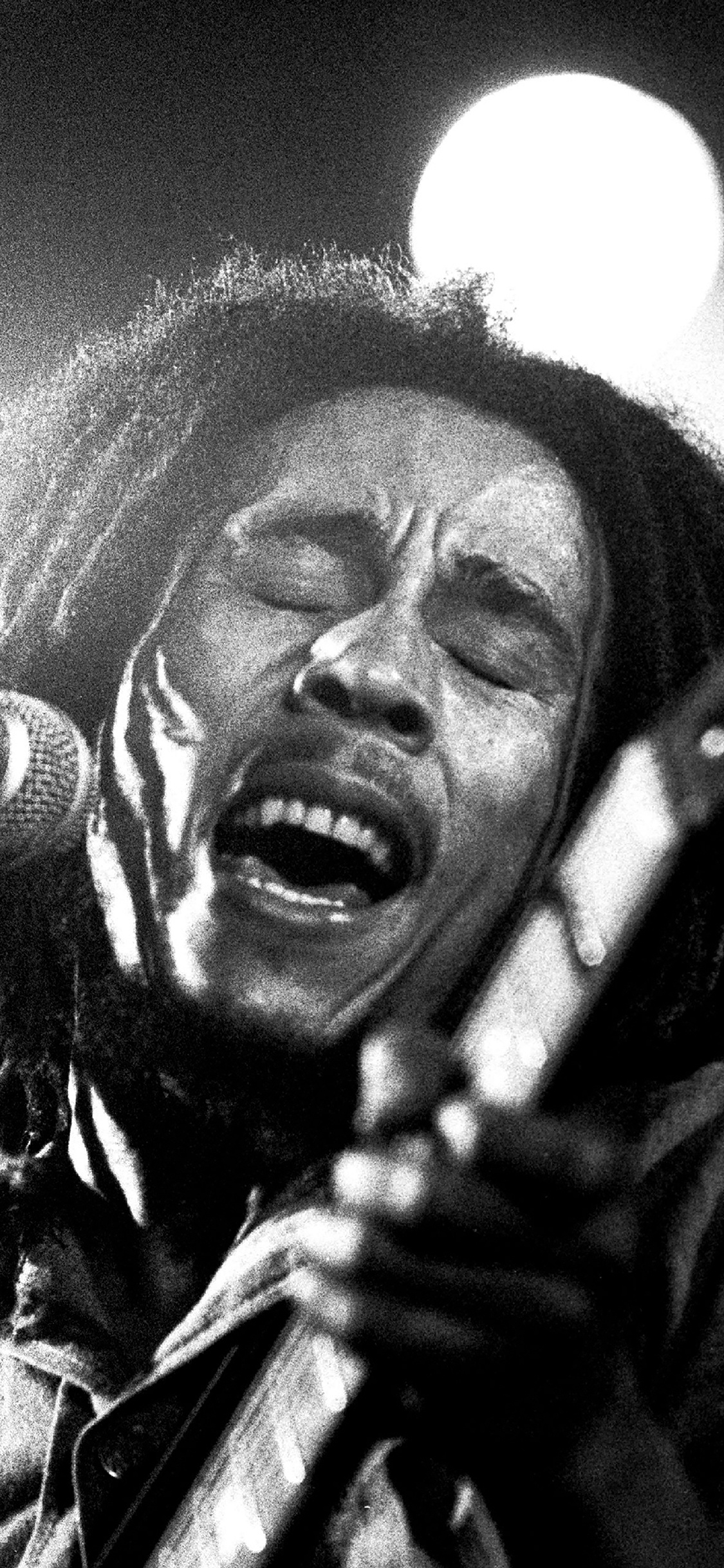Bob Marley: Proclaimed and accepted worldwide as the 'King of Reggae', Black and white. 1130x2440 HD Background.