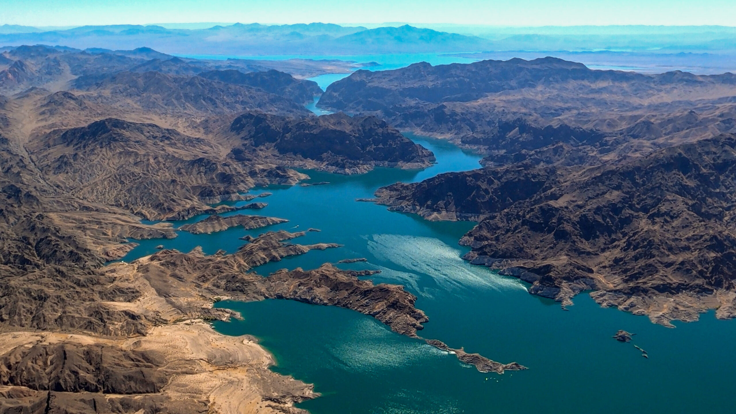 Lake Mead aerial, Hoover Dam, Water desk, 2560x1440 HD Desktop