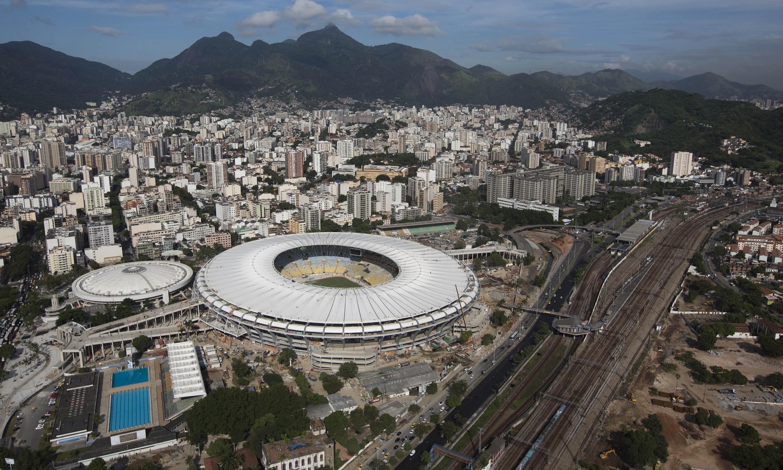 Rio De Janeiro, World cup stadium, High-definition wallpapers, Sports enthusiasts, 2560x1540 HD Desktop