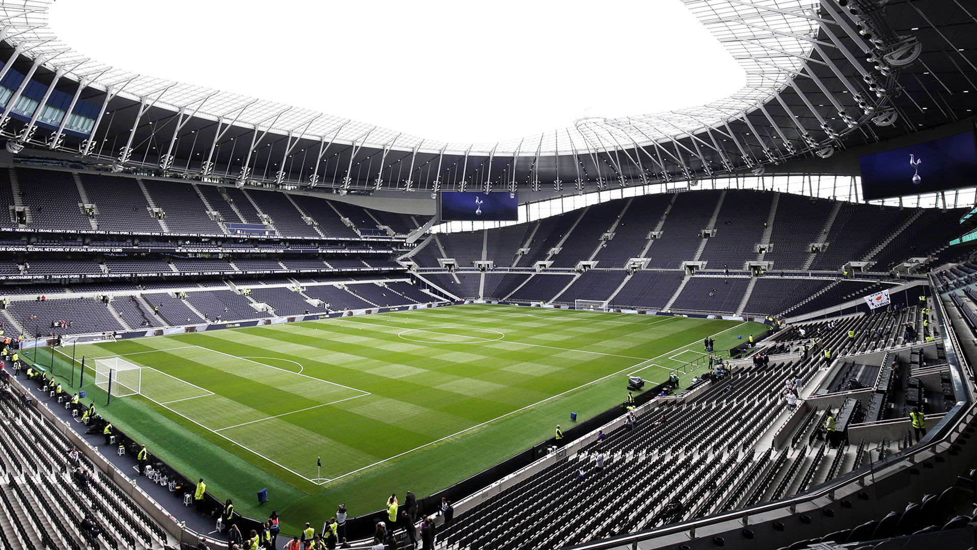 Tottenham Hotspur FC: The third-largest football stadium in England and the largest club ground in London. 1920x1080 Full HD Background.