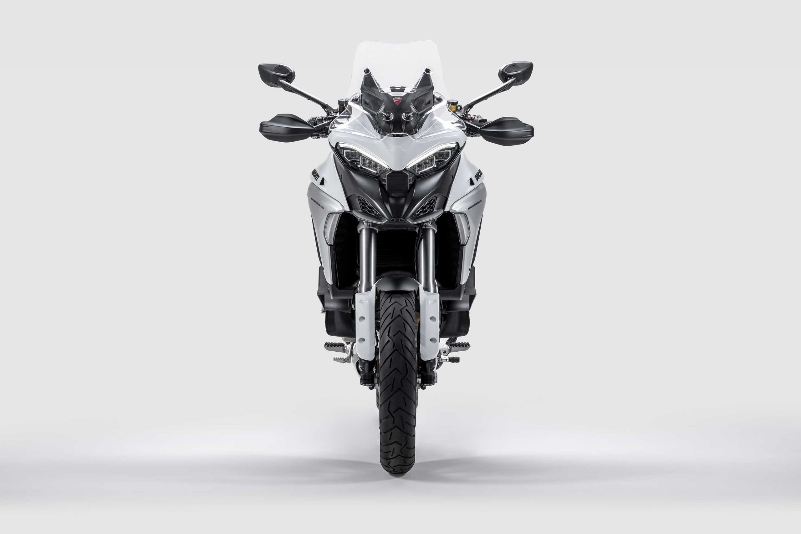 Ducati Multistrada V4, Automatic lowering, Suspension innovation, Performance enhancement, 2560x1710 HD Desktop