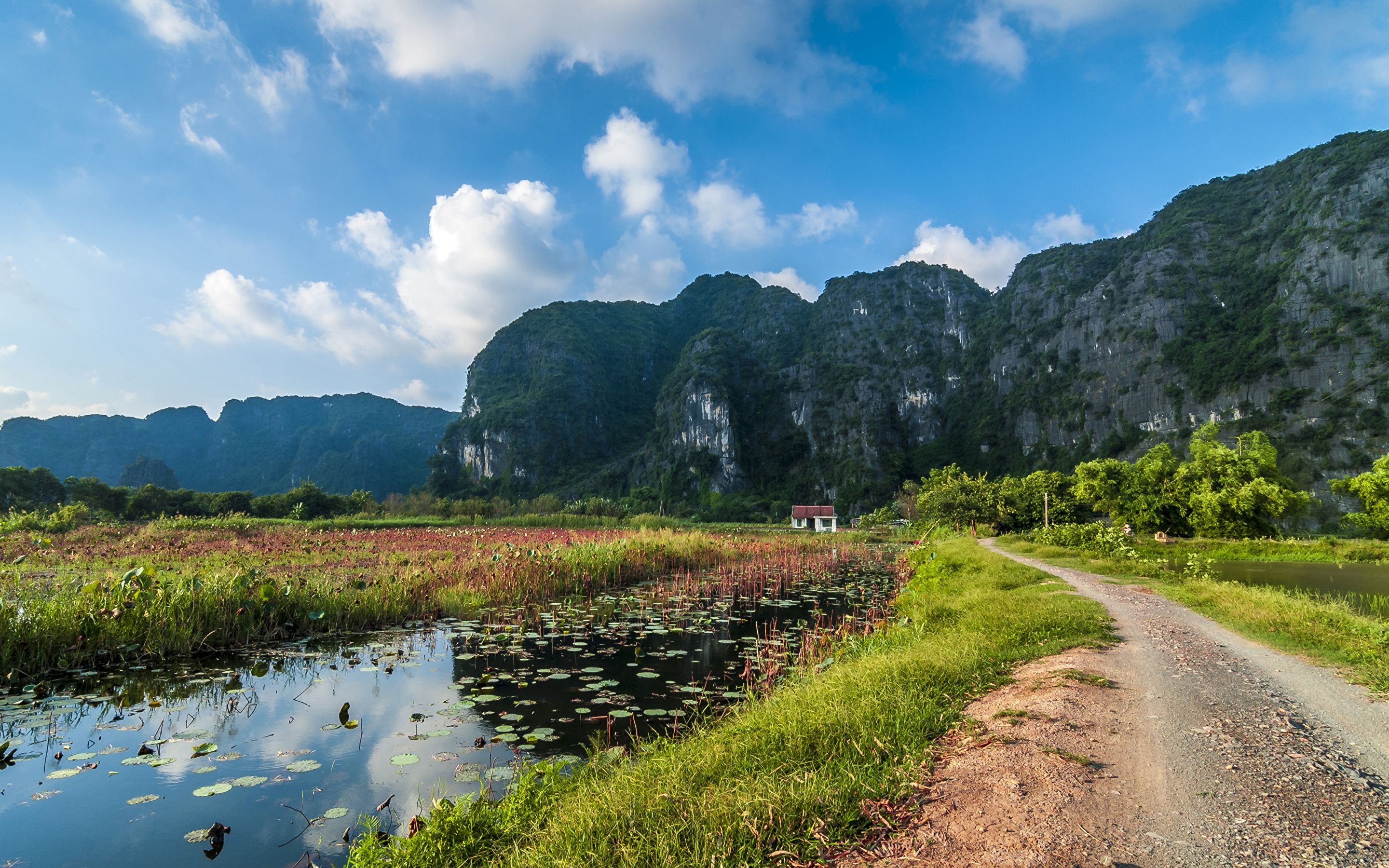 Vietnam scenery, Serene landscapes, Breathtaking views, Nature's wonders, 2880x1800 HD Desktop