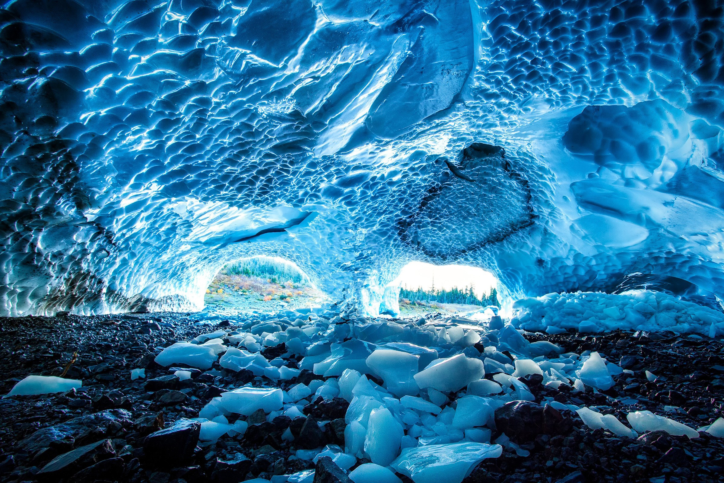 Big Four Ice Caves, Eishöhle Wallpaper, 2400x1600 HD Desktop