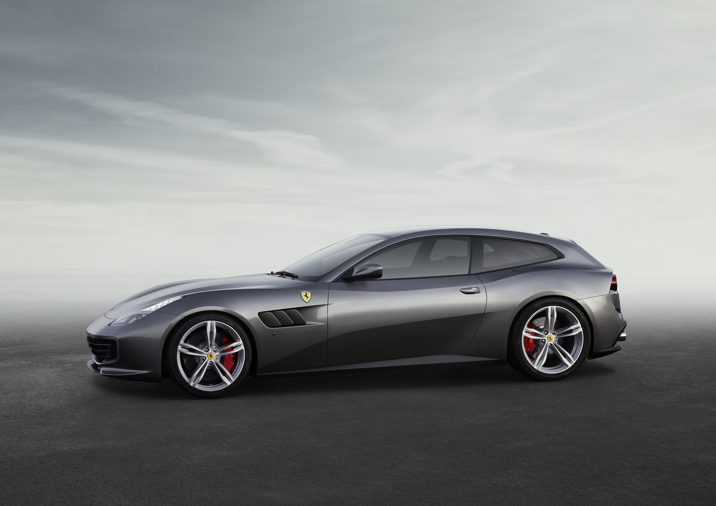 Ferrari GTC4 Lusso, FF legacy, Enhanced performance, Timeless elegance, 2500x1770 HD Desktop