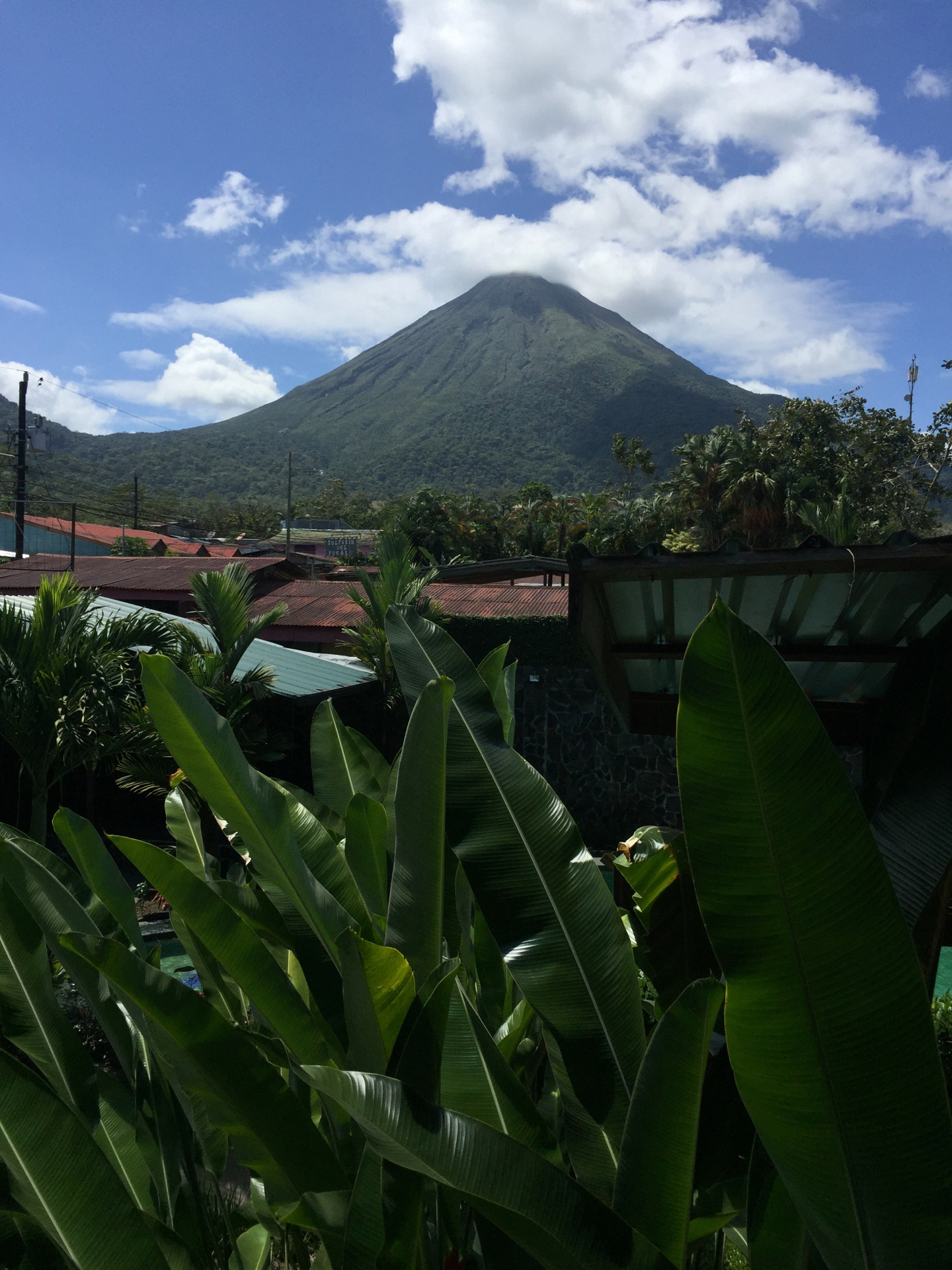 Arenal Volcano, Under the volcano, La Fortuna, Costa Rica, 1440x1920 HD Handy