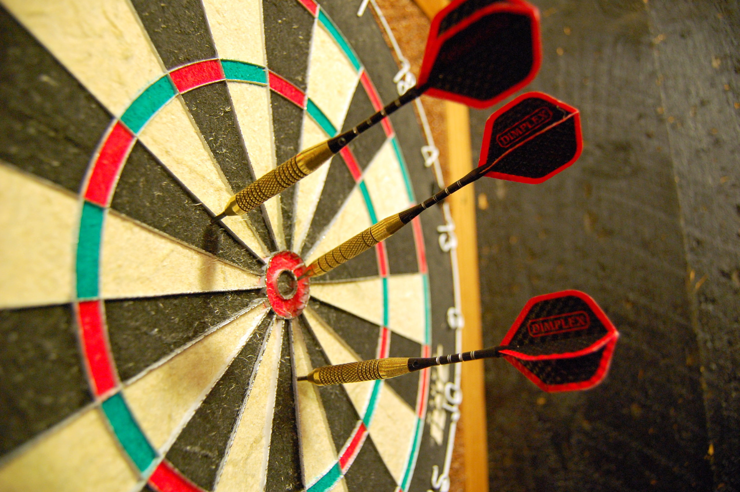Darts: Four dart components: the points, the barrels, the shafts and the flights. 2560x1710 HD Wallpaper.