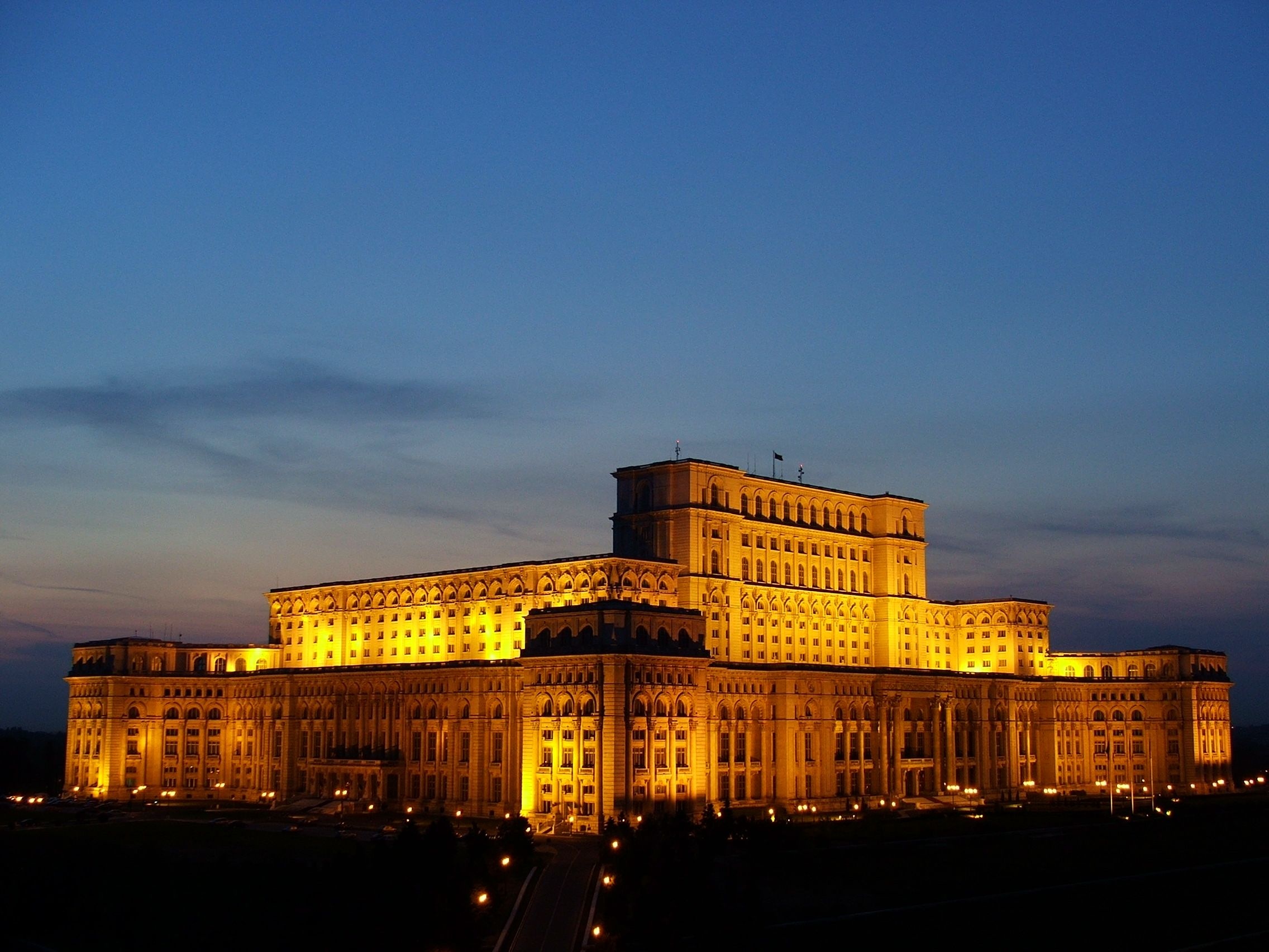 Palace of Parliament, Bucharest, Bukarest castle, Places landmarks, 2280x1710 HD Desktop