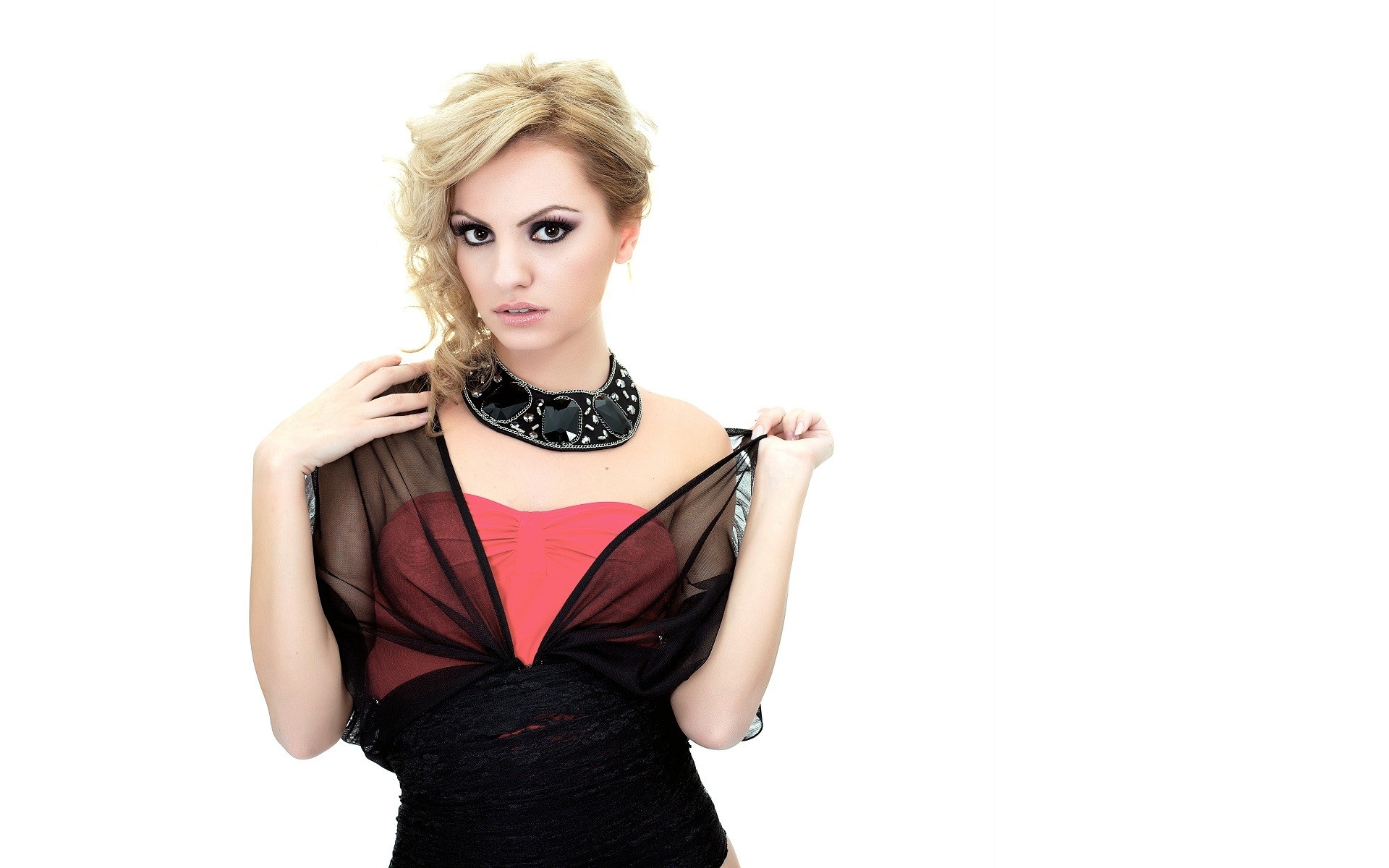 20+ Alexandra Stan HD Wallpapers and Backgrounds 1920x1200