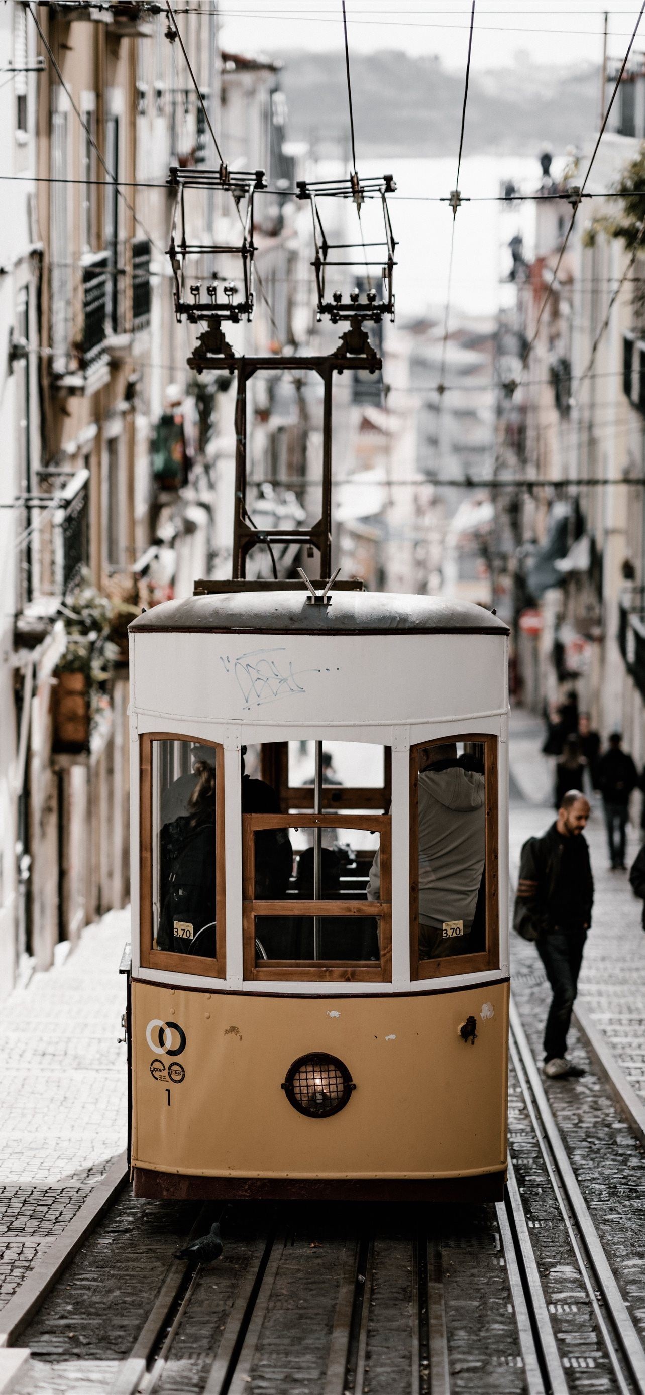 Lisbon attractions, Travel recommendations, Sightseeing guide, Free download, 1290x2780 HD Handy
