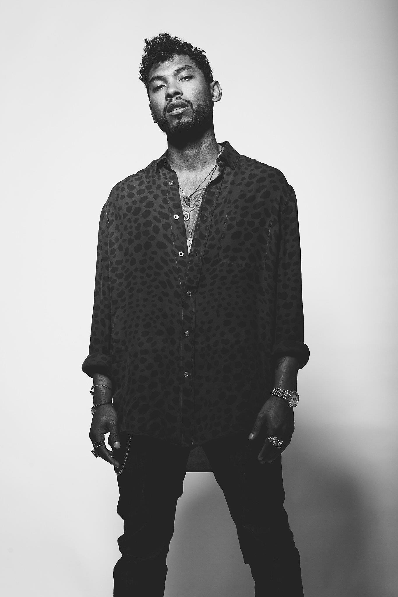 Miguel, Wildheart album, Ambitious step, Singer's journey, 1370x2050 HD Phone