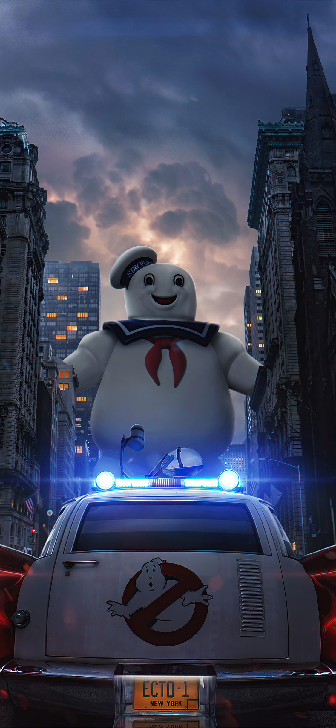 Ghostbusters: Stay Puft Marshmallow Man, a giant, lumbering and paranormal monster. 1130x2440 HD Background.