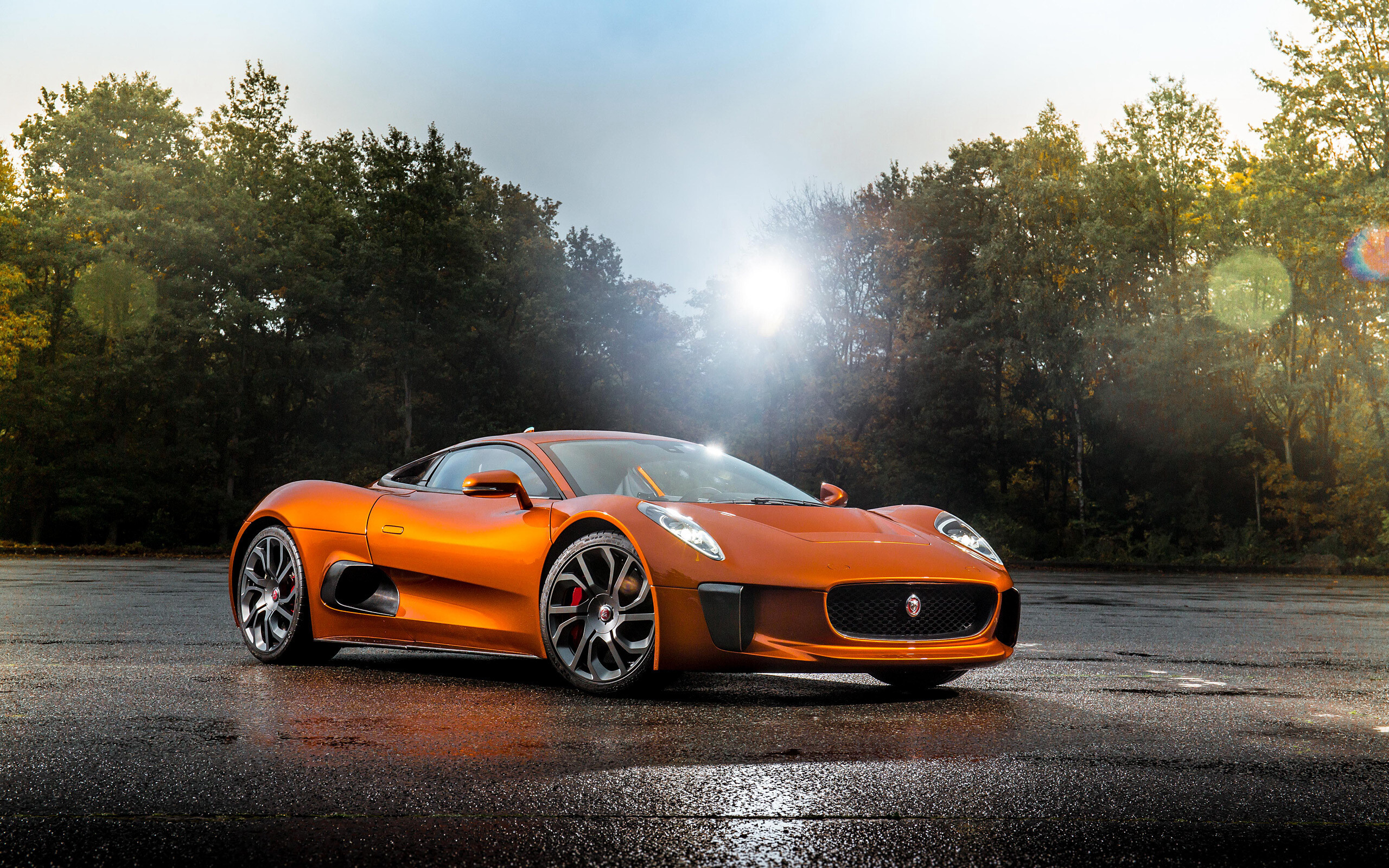 Jaguar Cars: C-X75, A hybrid-electric, 2-seat, concept car produced by British automobile manufacturer in partnership with the derivative of the Formula One team. 2560x1600 HD Wallpaper.