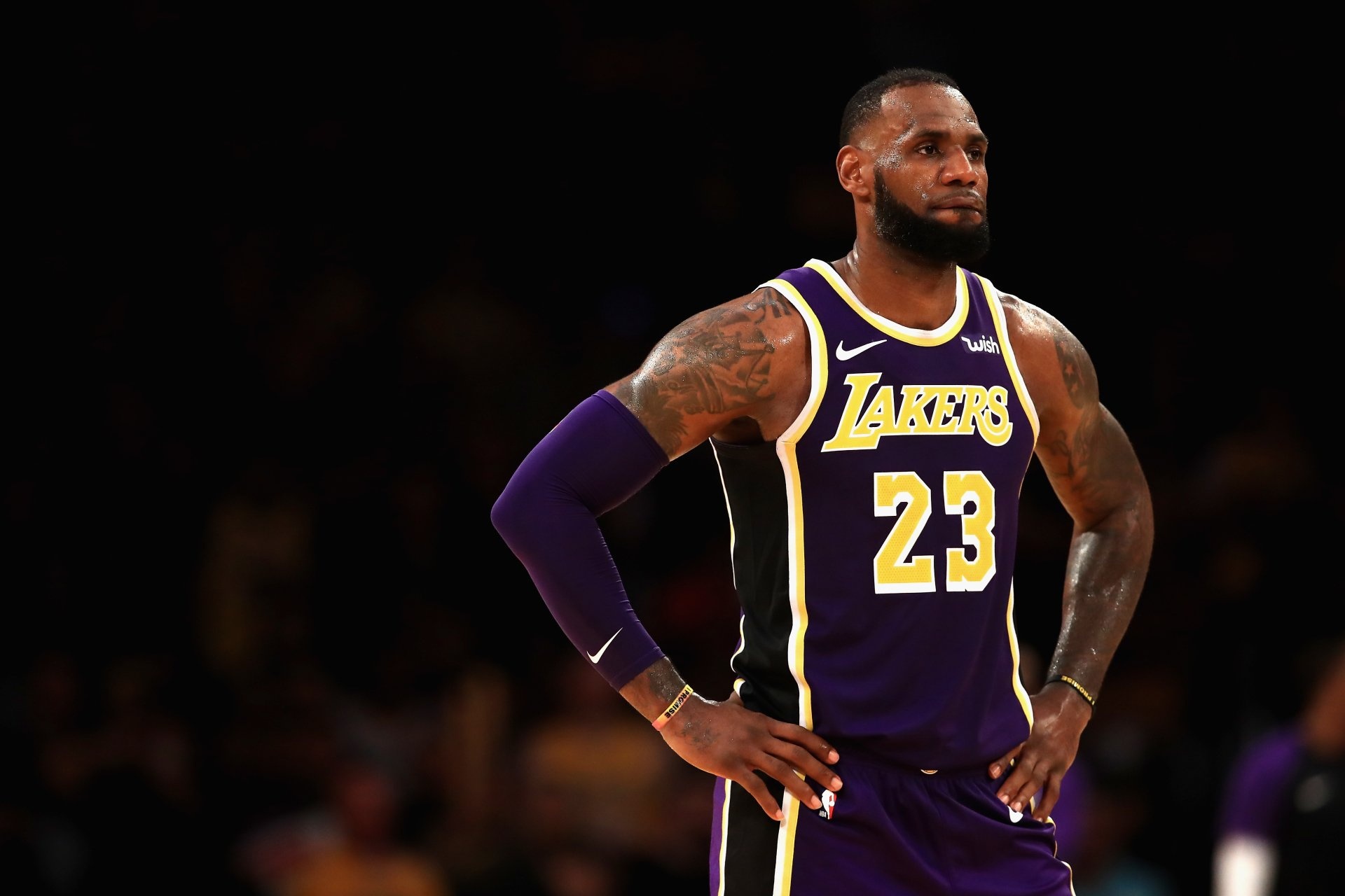 Los Angeles Lakers: LeBron James, The team triumphed over the Celtics in 1985 and 1987 NBA finals. 1920x1280 HD Background.