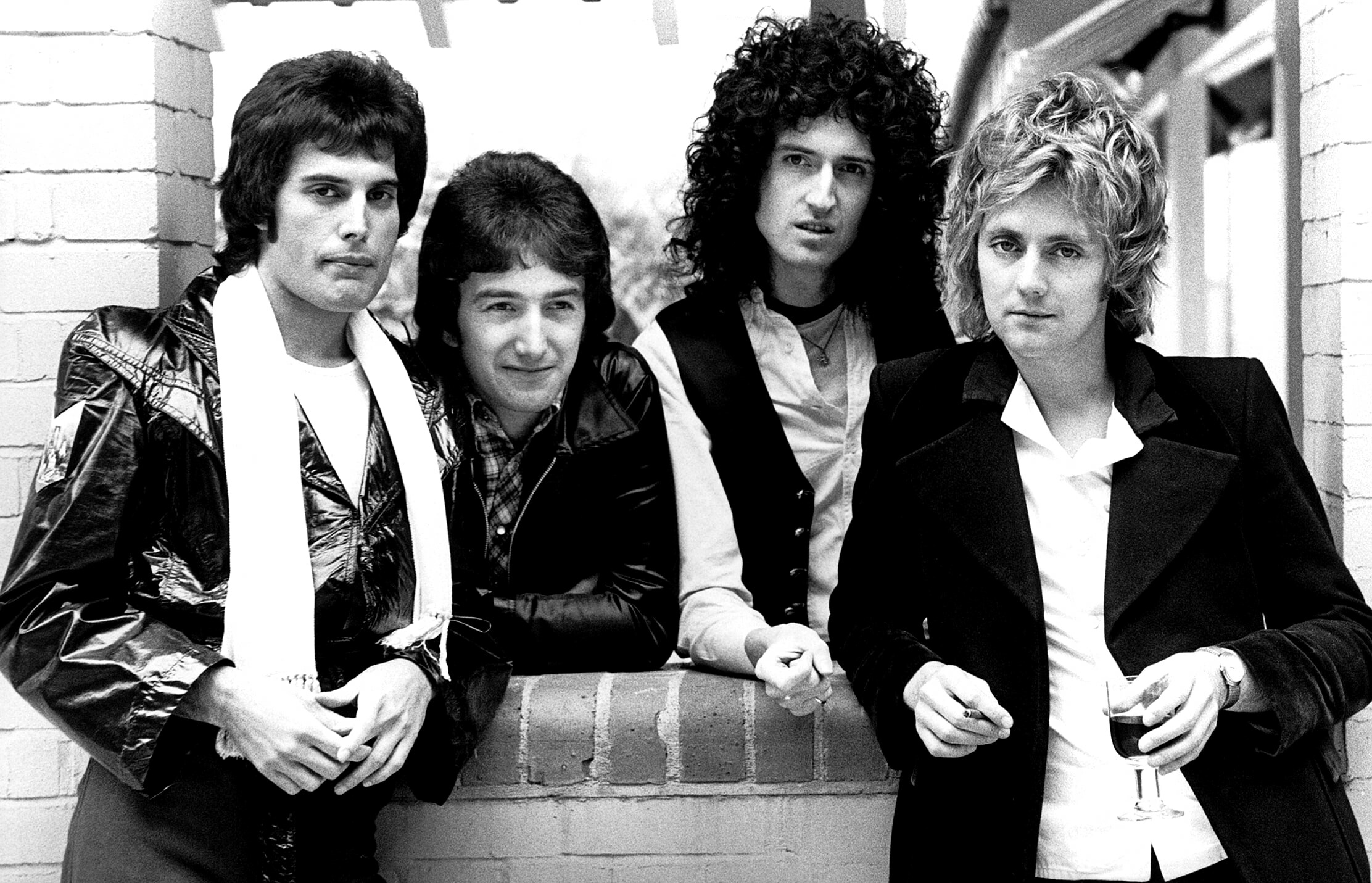 Queen: Freddie Mercury, Roger Meddows Taylor, Brian May, We Are The Champions. 2230x1440 HD Background.