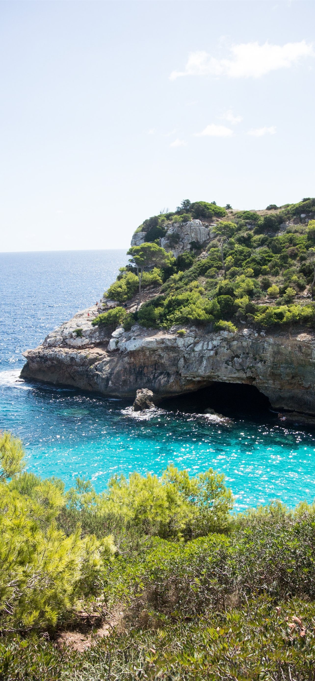 Mallorca, Palma de Mallorca, iPhone wallpapers, Serene coastal beauty, 1290x2780 HD Handy