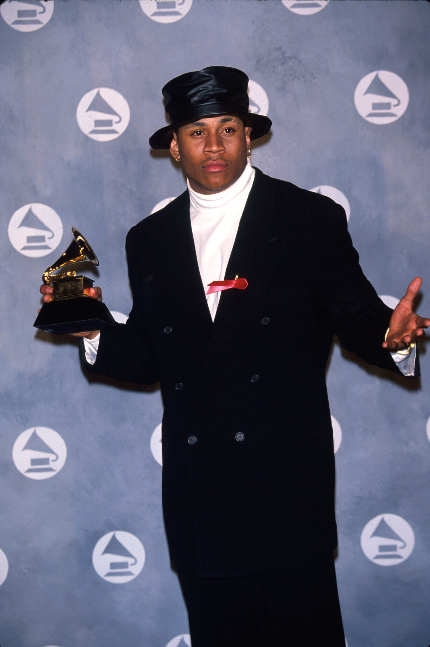 LL Cool J, Journey through the years, Career evolution, Music and acting, 1700x2560 HD Handy