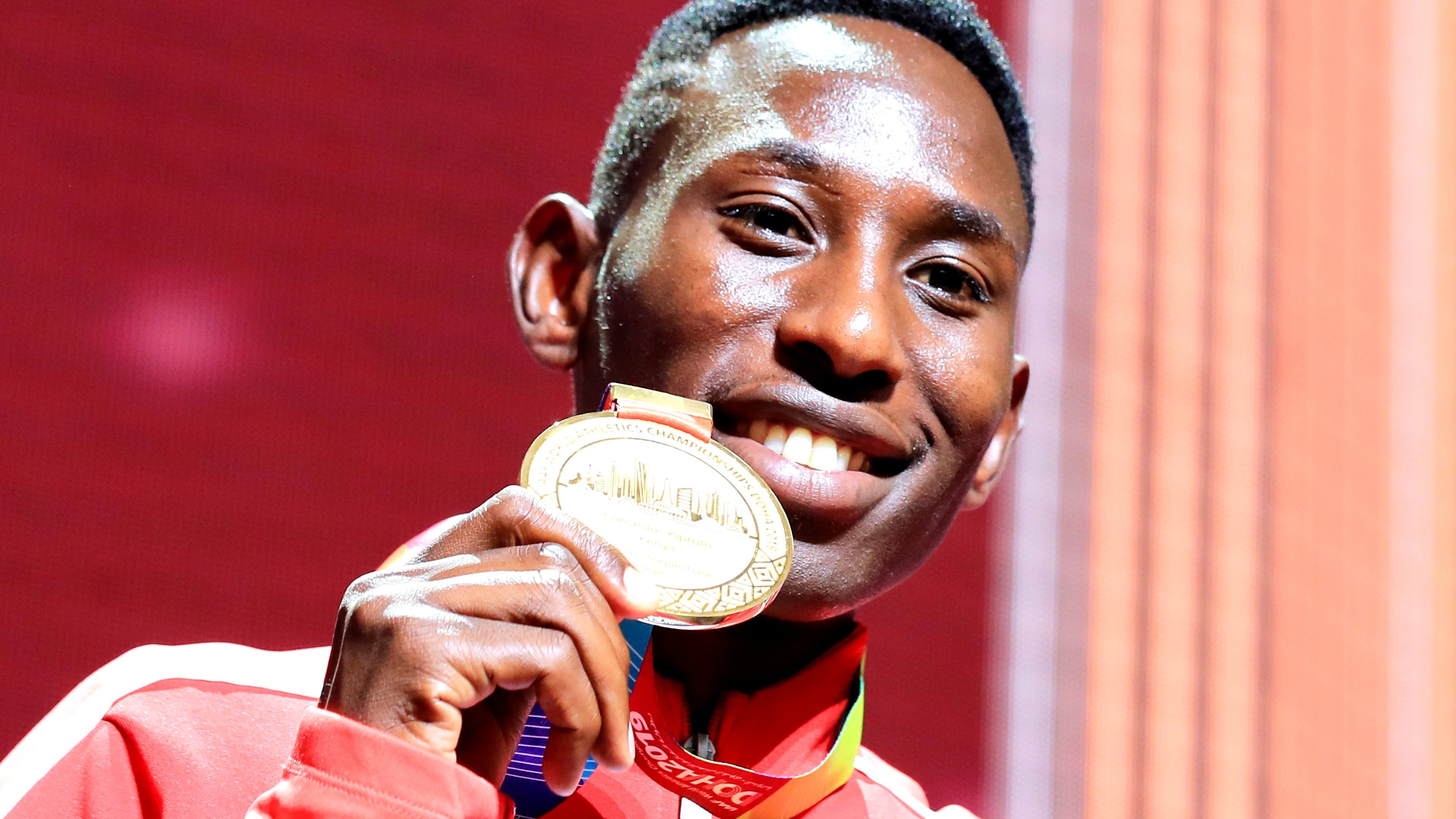 Conseslus Kipruto, Kenyan athlete, Olympic caliber, Steeplechase champion, 3840x2160 4K Desktop