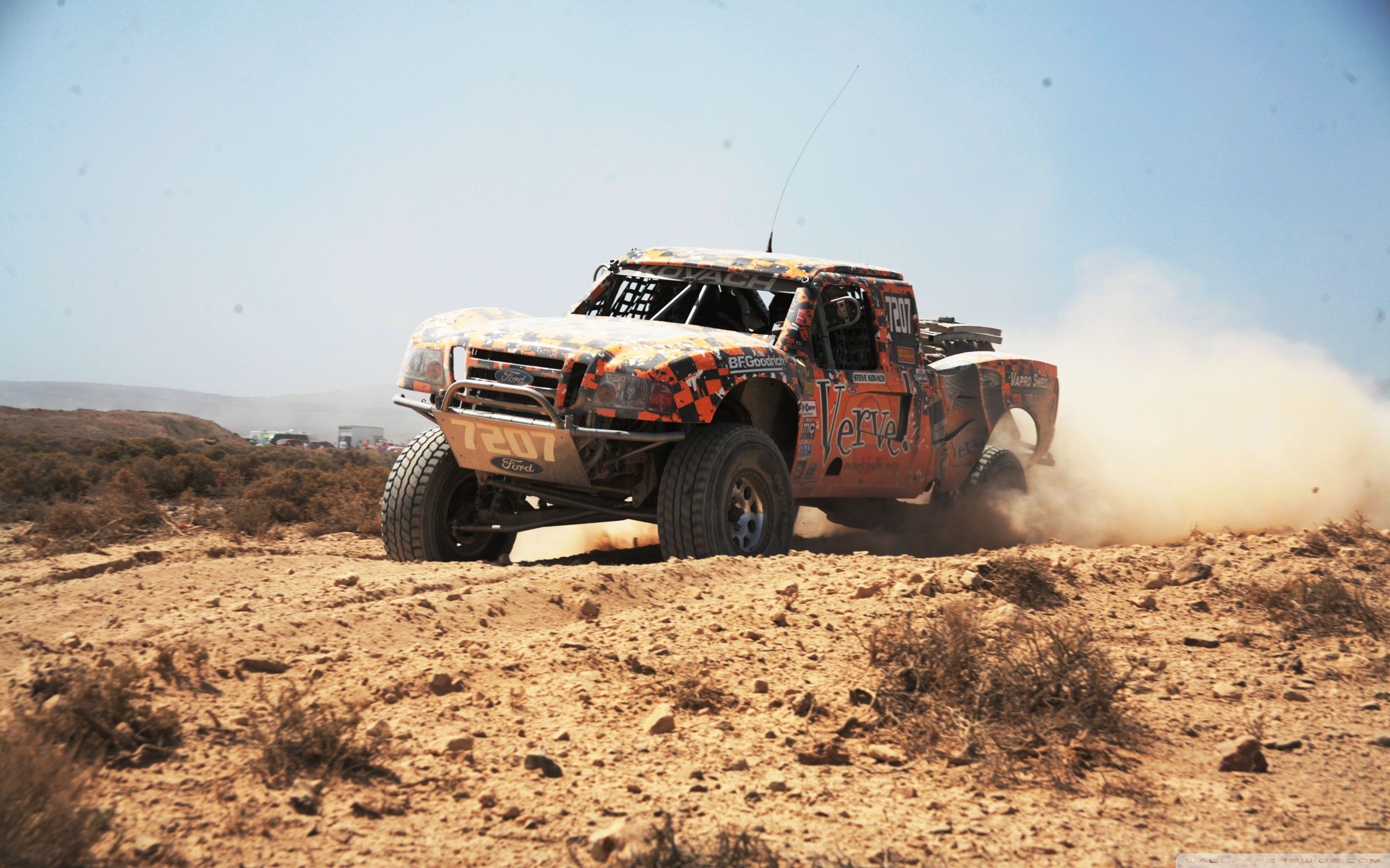 Off-road car excitement, Rough terrain conquerors, Adrenaline-fueled races, Dirt and dust, 2560x1600 HD Desktop