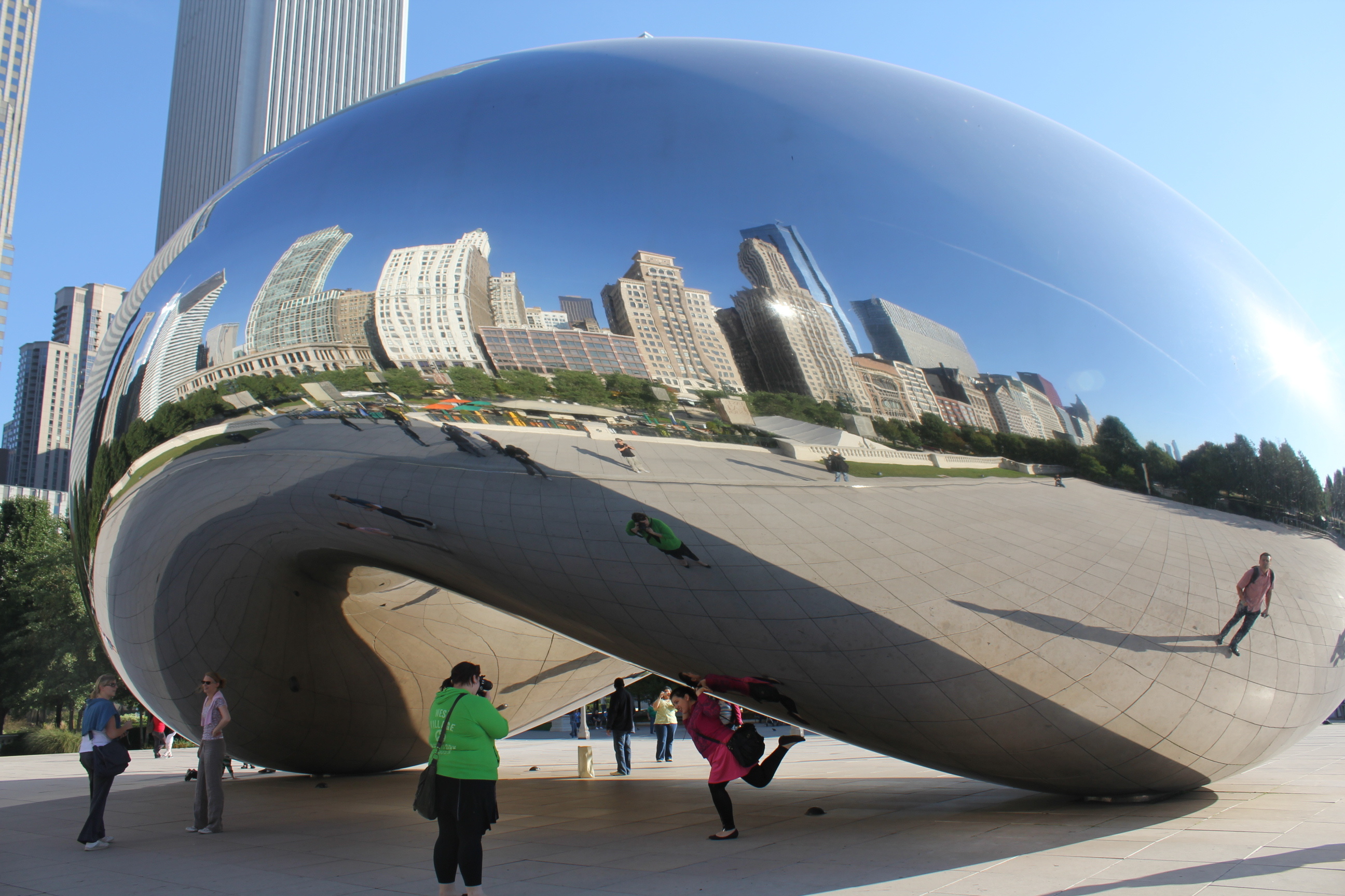 Cloud Gate, Downtown Chicago, City attraction, Mirror sculpture, 2600x1730 HD Desktop