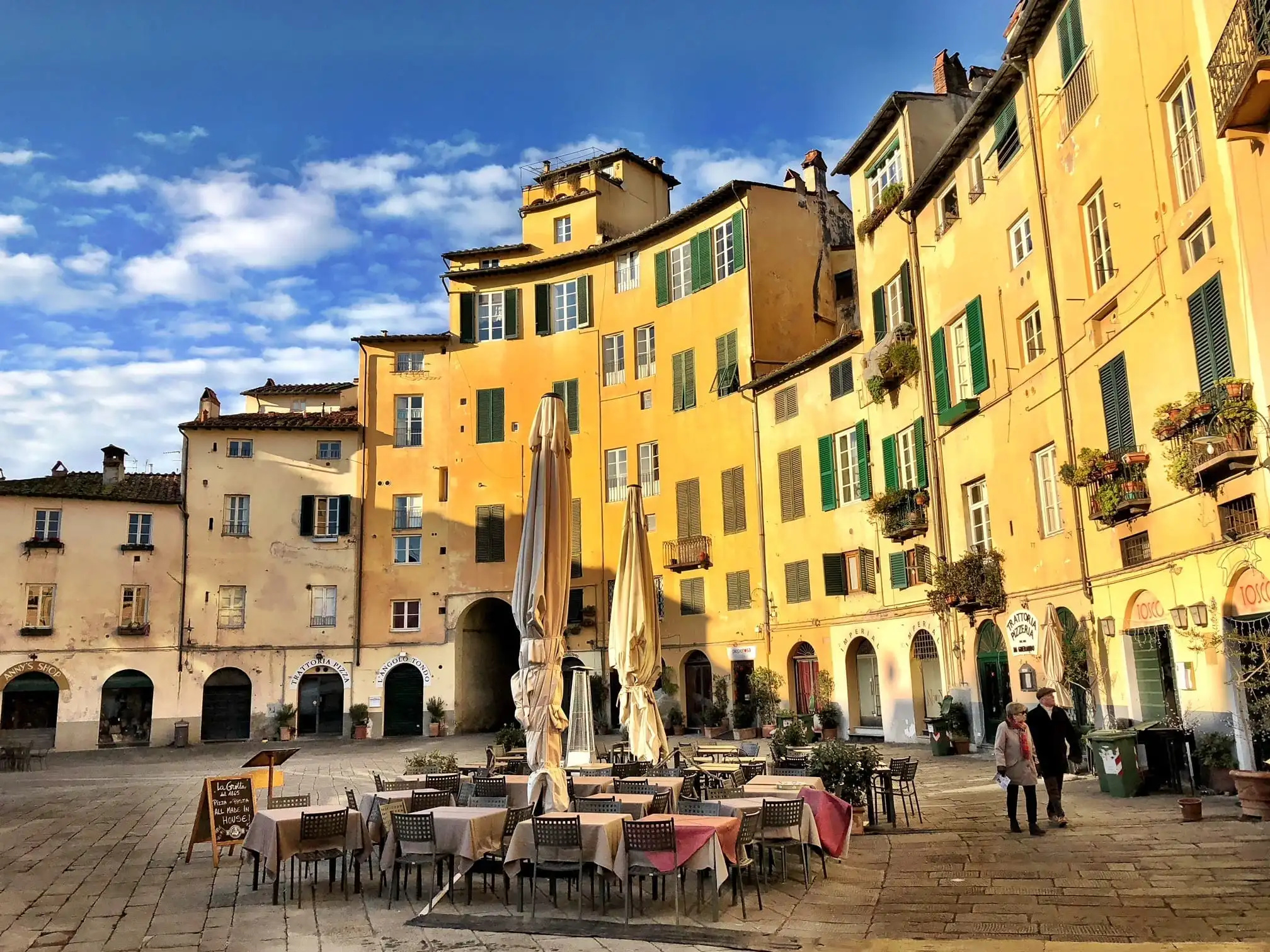 Uncovering Lucca, Local favorite, Cultural exploration, Hidden secrets, 2020x1520 HD Desktop