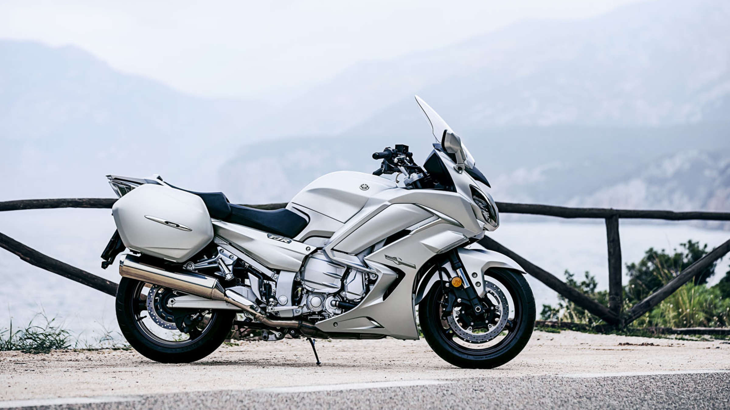 Yamaha FJR1300, Extensive update, Sport tourer, 2016 model, 2400x1350 HD Desktop