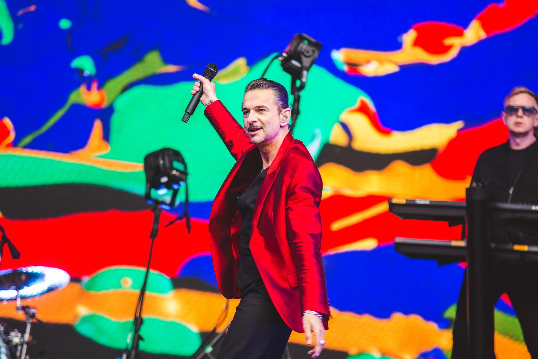Dave Gahan, Depeche Mode 2017 tour, Dates and venues, Exciting presale info, 2050x1370 HD Desktop