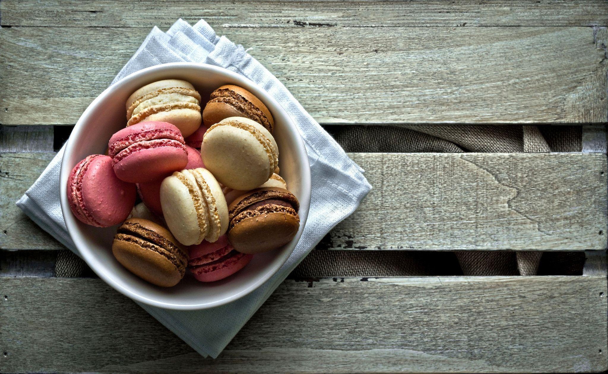 Macaron: The pastry, largely reserved for the aristocracy and the wealthy until the French Revolution. 2050x1260 HD Background.